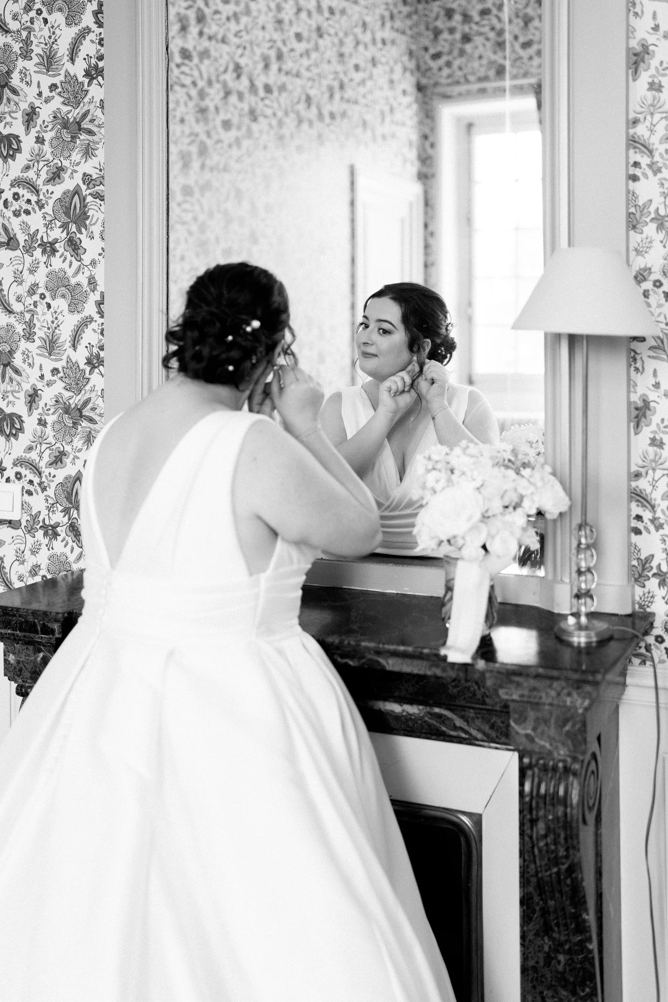 🩵 16 ao&ucirc;t 2025

Vivre ses pr&eacute;paratifs dans ce cadre unique 😍

Coordination : @agence_enosi 
Lieu : @chateau_nainville_les_roches 
Traiteur : @lamipero_ 
Photographe : @maximehernandezphotography 
Vid&eacute;aste : @caio.coelho.films 
F