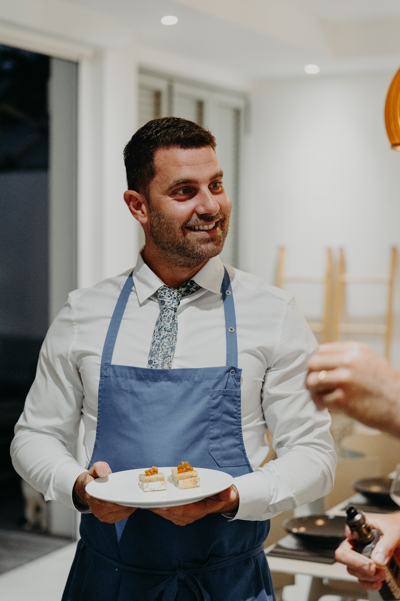 💛 15 avril 2026

Pour r&eacute;galer leurs papilles, L&amp;Y ont fait appel &agrave; chef de renom @thibaultbarbafieri 🍽️

Avec un menu en 5 temps, les invit&eacute;s ont pu d&eacute;couvrir les saveurs de la cuisine guadeloup&eacute;enne avec des 