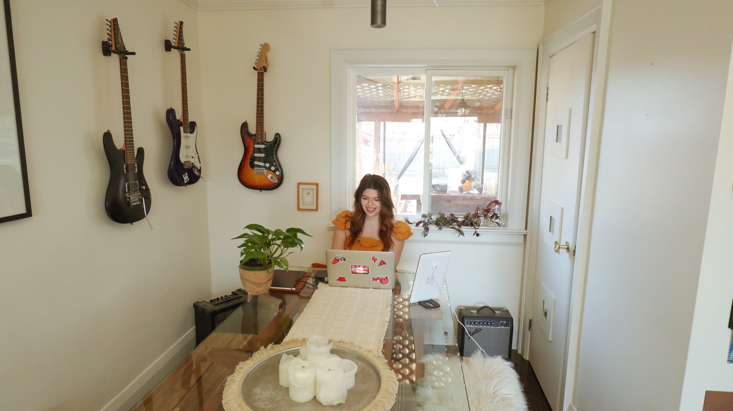 Hunch no more: How to set up the ultimate home office in quarantine