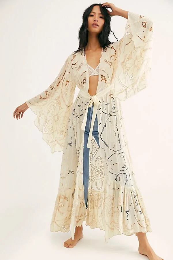 https://www.freepeople.com/shop/loveland-kimono/?category=SEARCHRESULTS&color=210