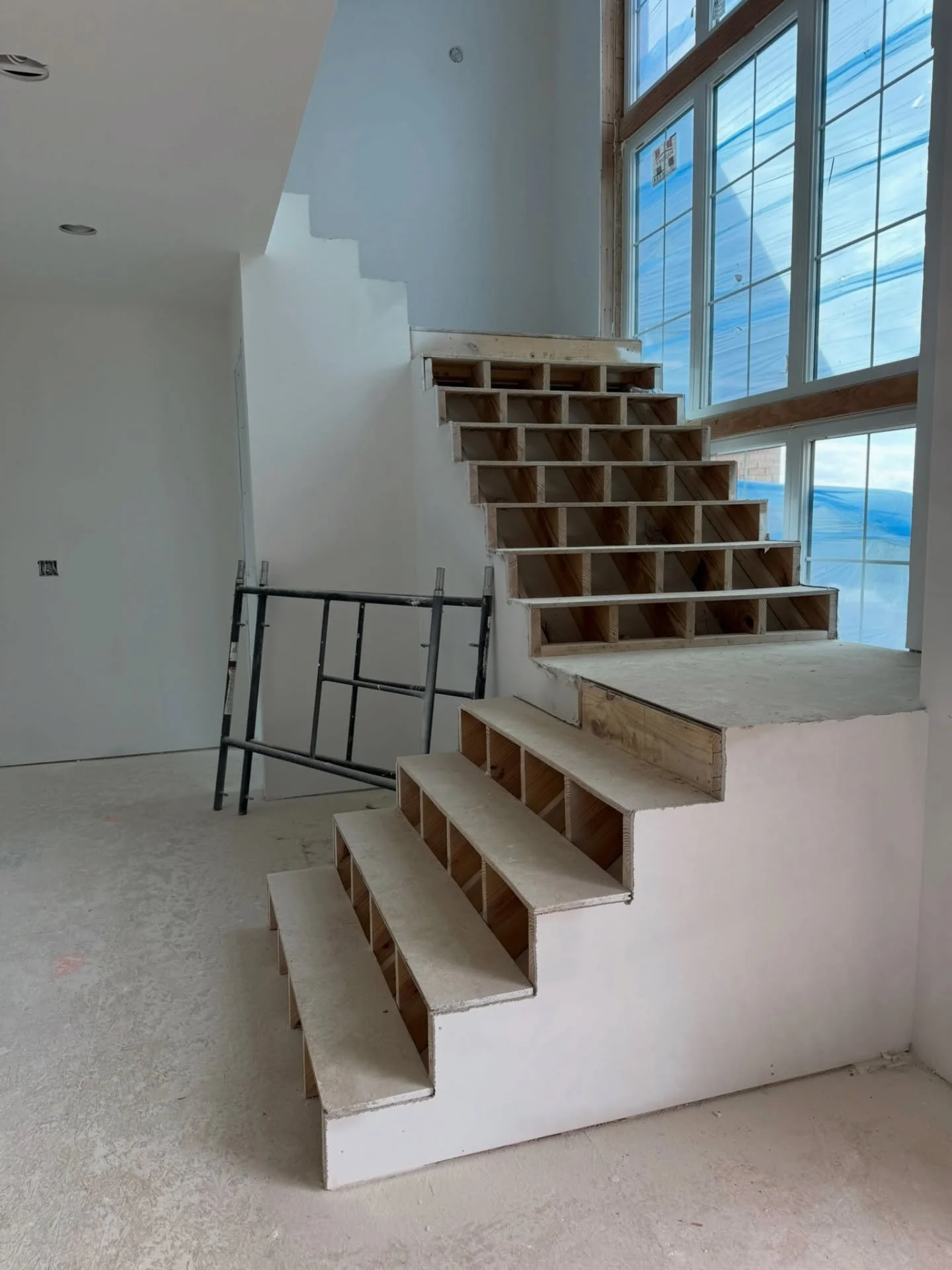 April, you were a good one! ⁠
⁠
Lots of progress on projects, a few we finished up for families to move into (always the best feeling), and somehow life still looked like volleyball games and football schedules in between it all 🤍✨ ⁠
⁠
We got to sne