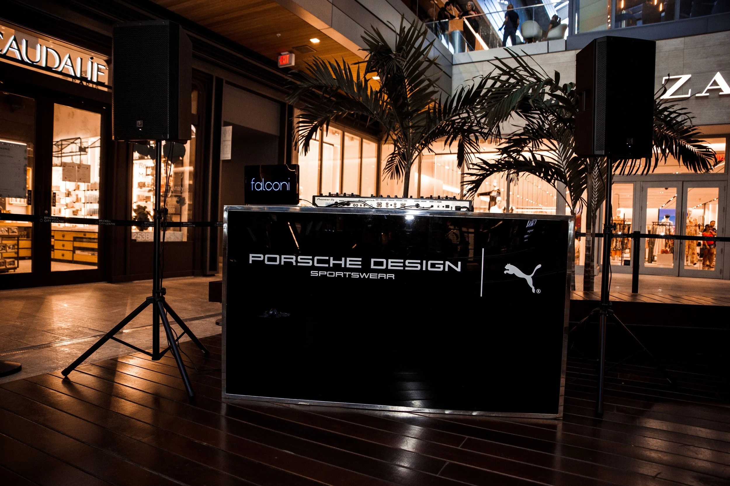 TAMZ_PHOTOGRAPHY_PORSCHE_DESIGN_LAUNCH_MIAMI_MAG_EDIT-42.JPG