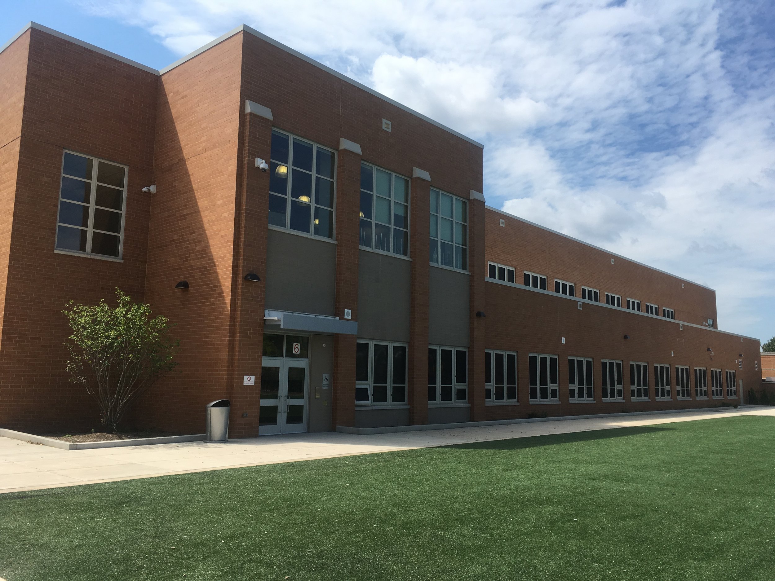 Oriole Park ES photo.JPG