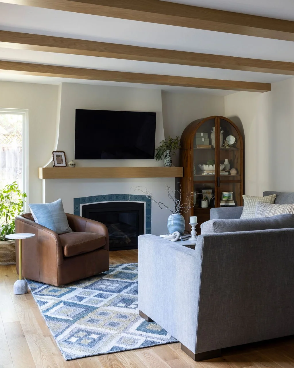 Cambrian Contemporary Craftsman