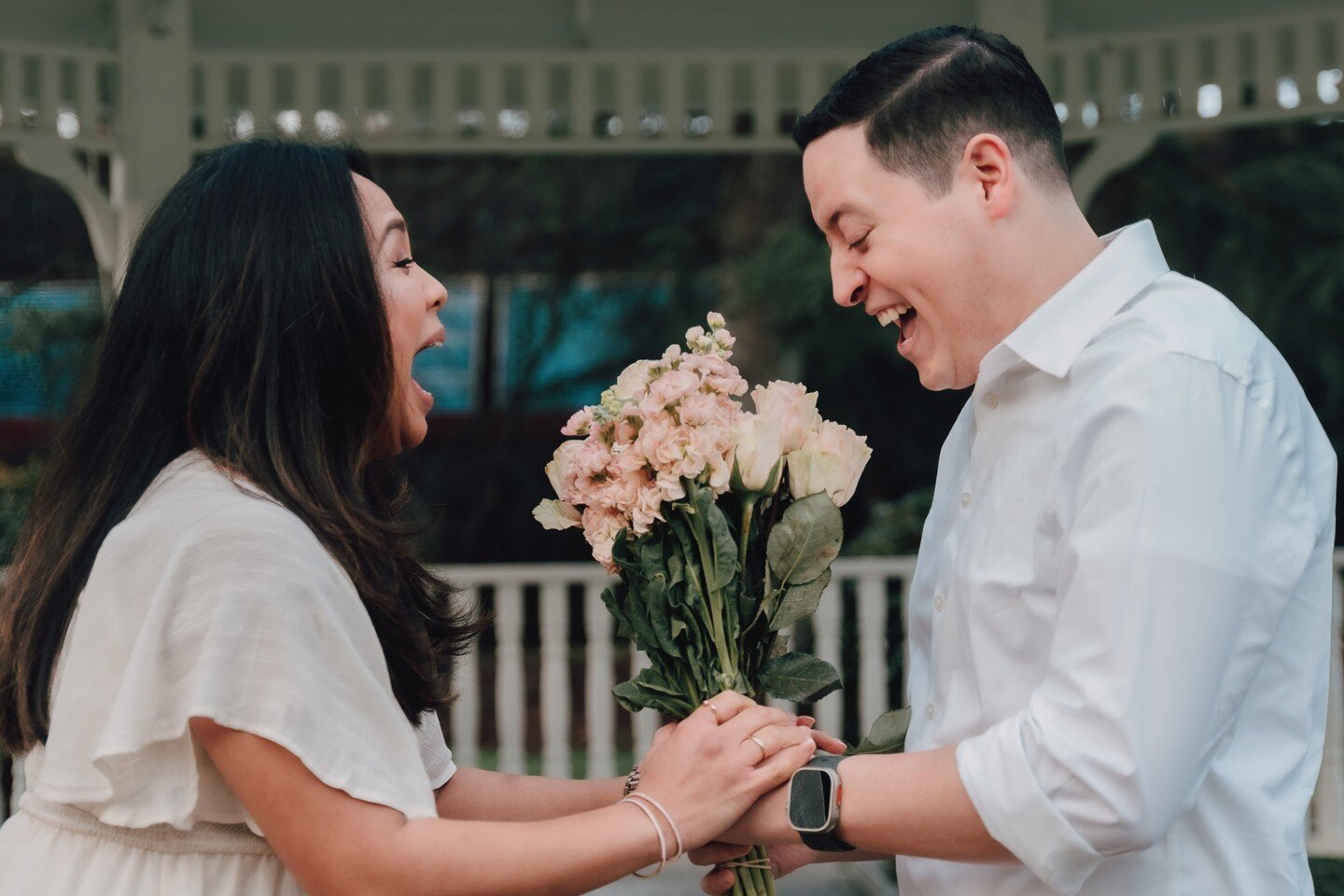 OMG, y'all! I did a gender reveal photo session for the sweetest couple and they're having a GIRL! I'm so excited for them, I could burst! 

I have to admit, though, the anticipation leading up to the big reveal was almost too much for me. I was the 