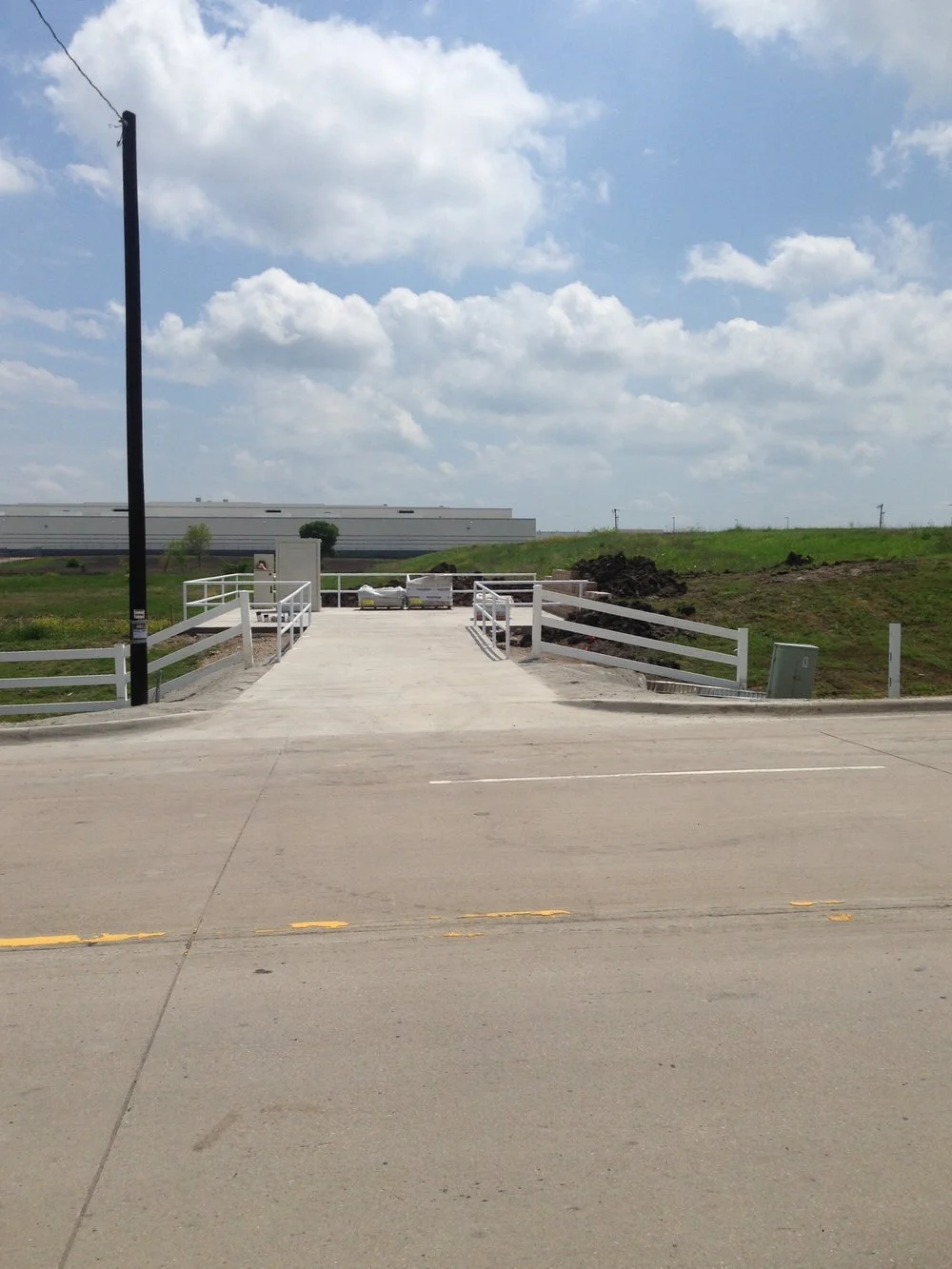 Long-Haul Fiber Networks and Cell Site Construction