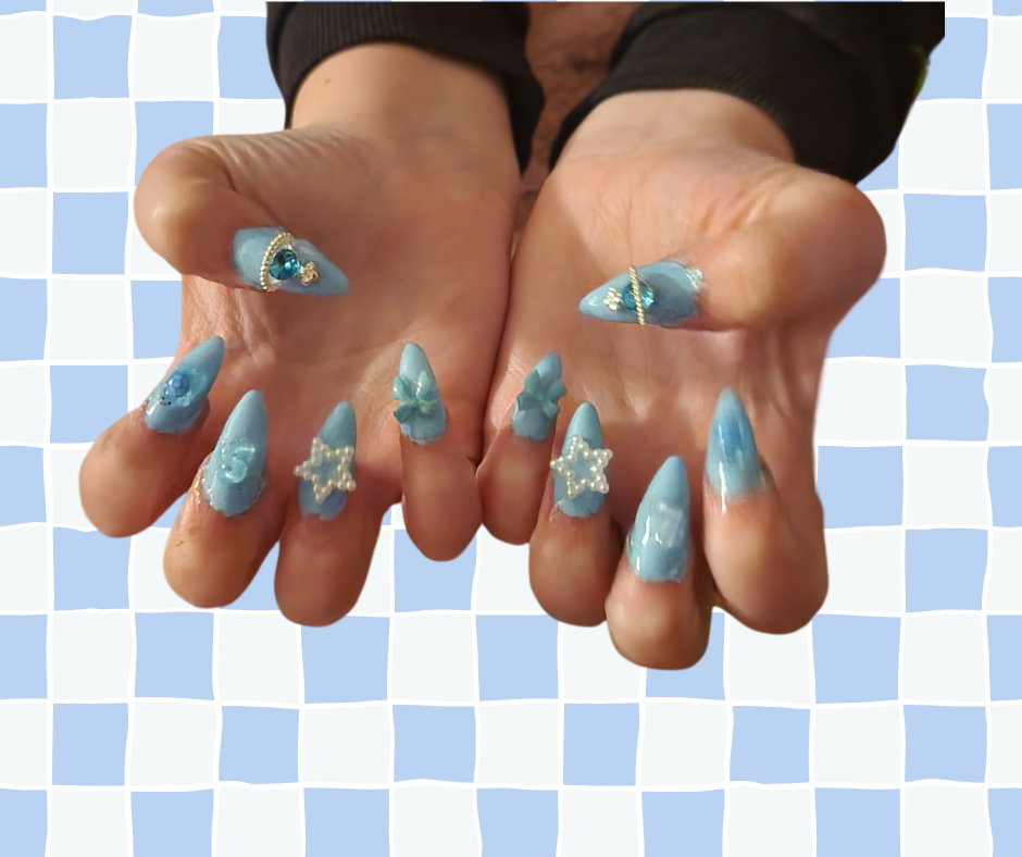 Blue Nails.png