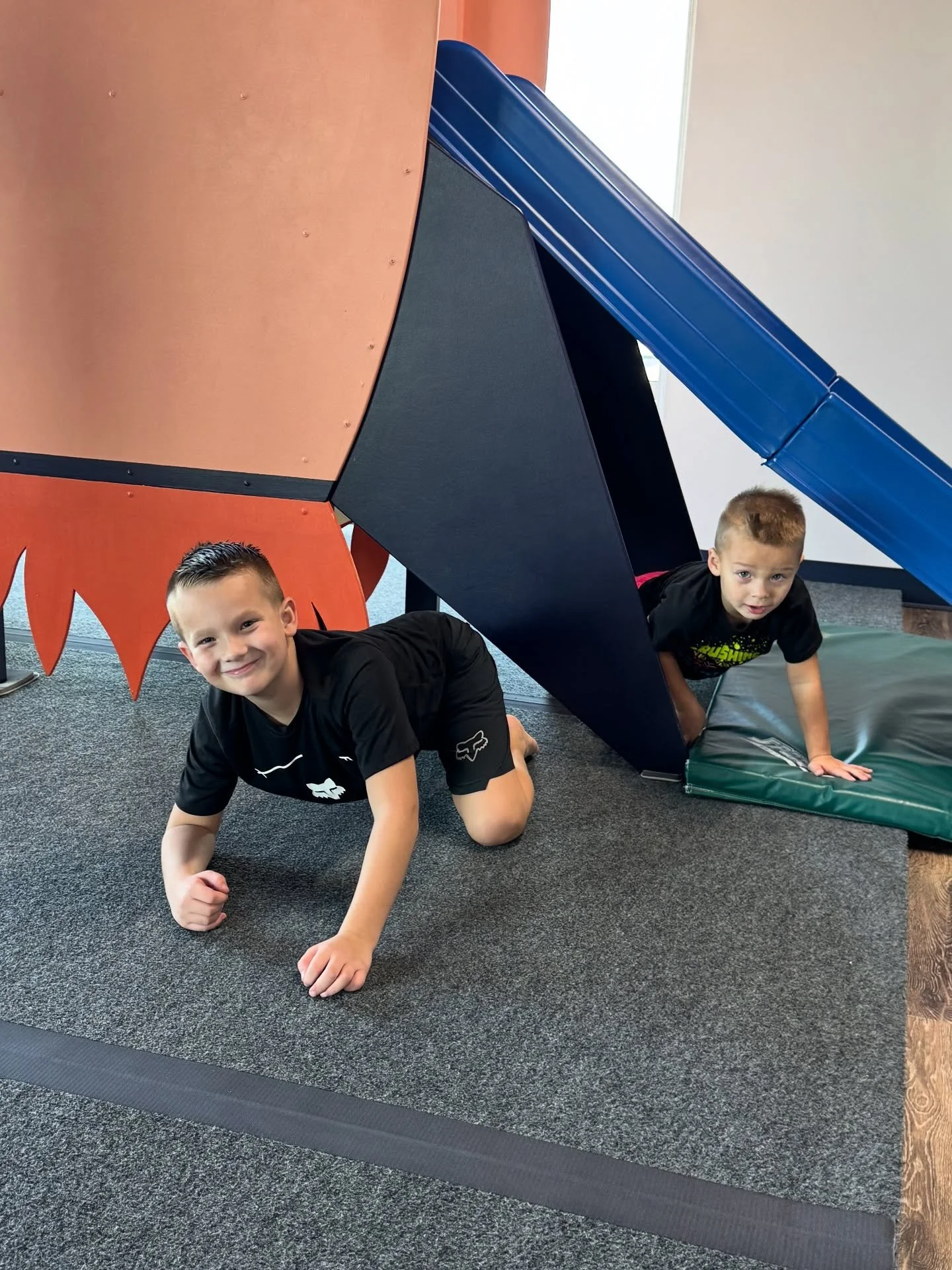 ☀️ Our 2nd Annual Launch Brunch was out of this world! 🚀
Families, patients, and therapists came together to laugh, play, and yes, parents and siblings finally got to experience the magic (and mild chaos 😄) of the ball pit firsthand!
Thank you to