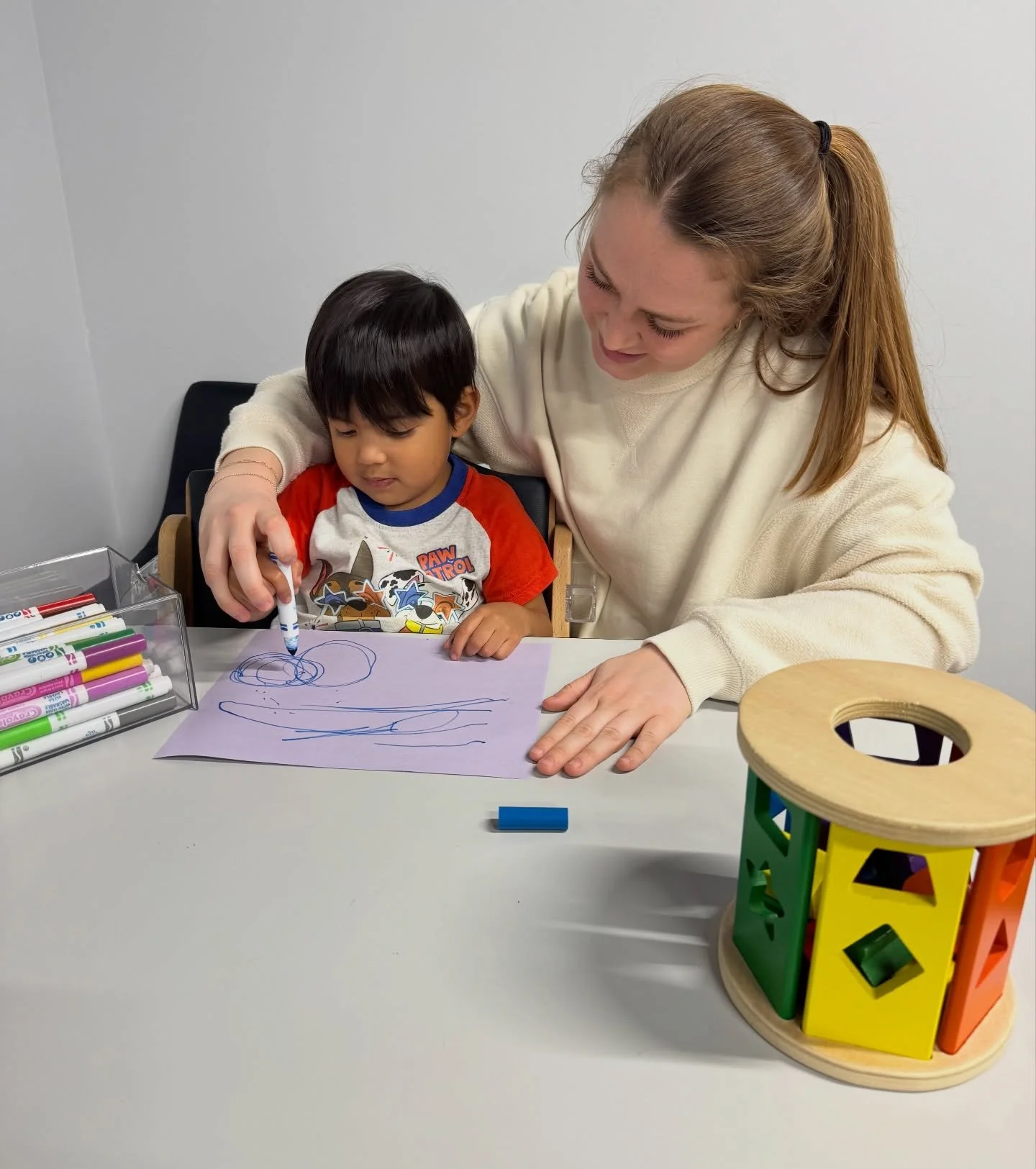 Before letters and numbers come foundational strokes that build handwriting readiness ✨

🧠 Pre-writing strokes develop in a predictable order:

&bull; Vertical lines (up/down)
&bull; Horizontal lines (side to side)
&bull; Circles
&bull; Crosses
&bul