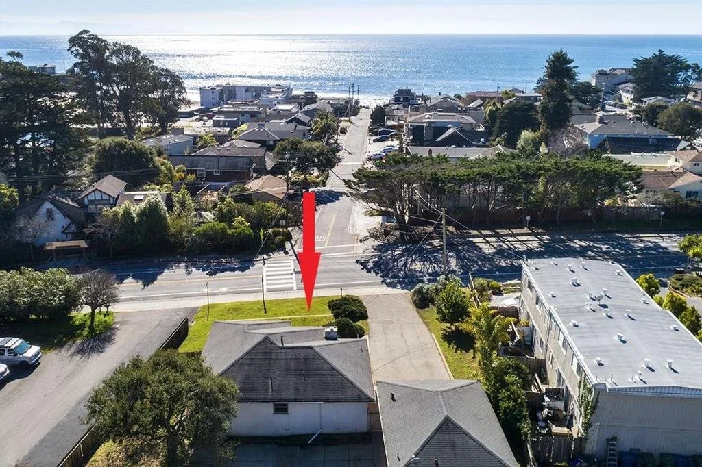 2101 Portola Dr - Santa Cruz CA