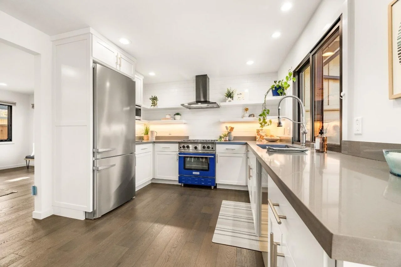 420 Western Dr 8.jpg