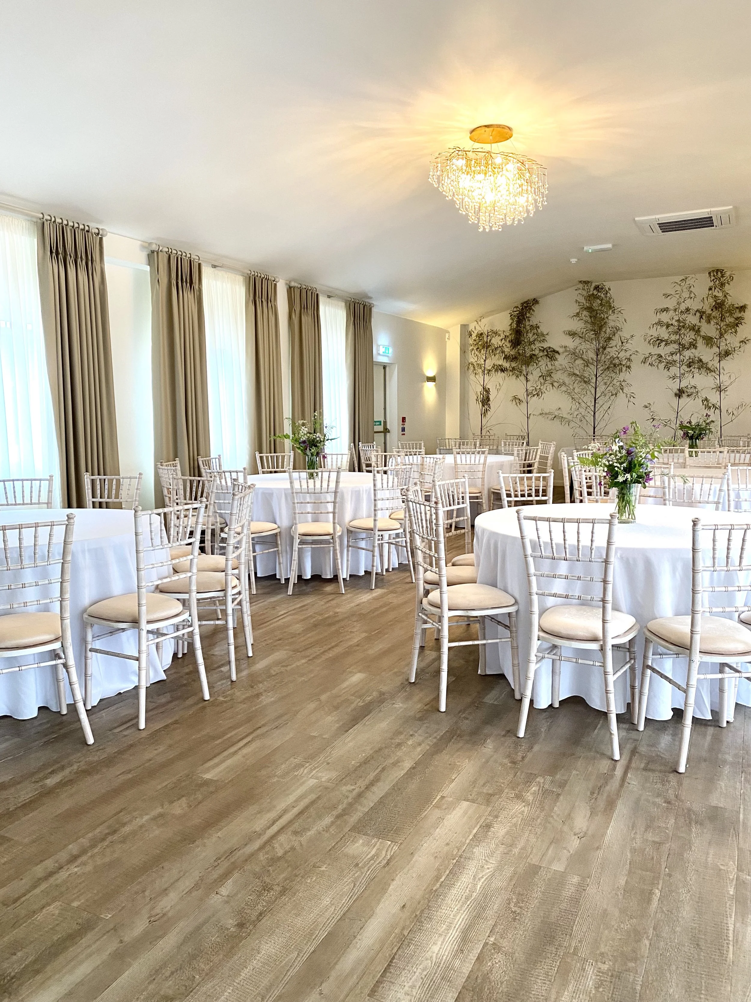 Circle Table Set Up.jpg