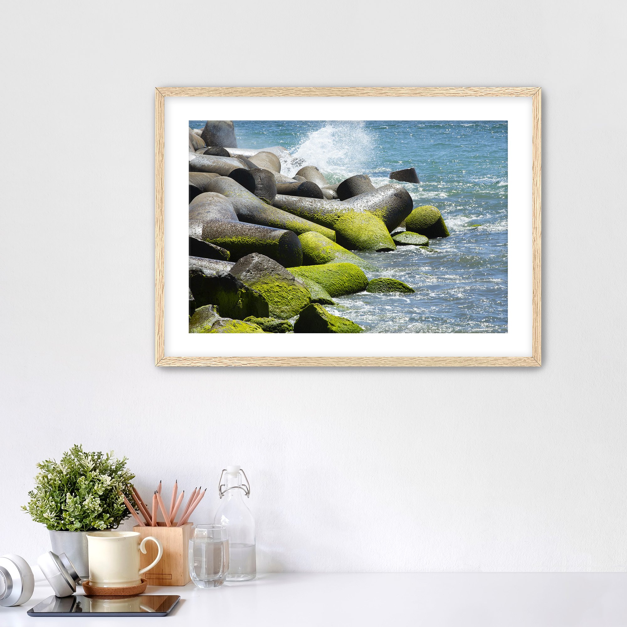 Breakwater 3x2 Oak Frame Mockup.jpg