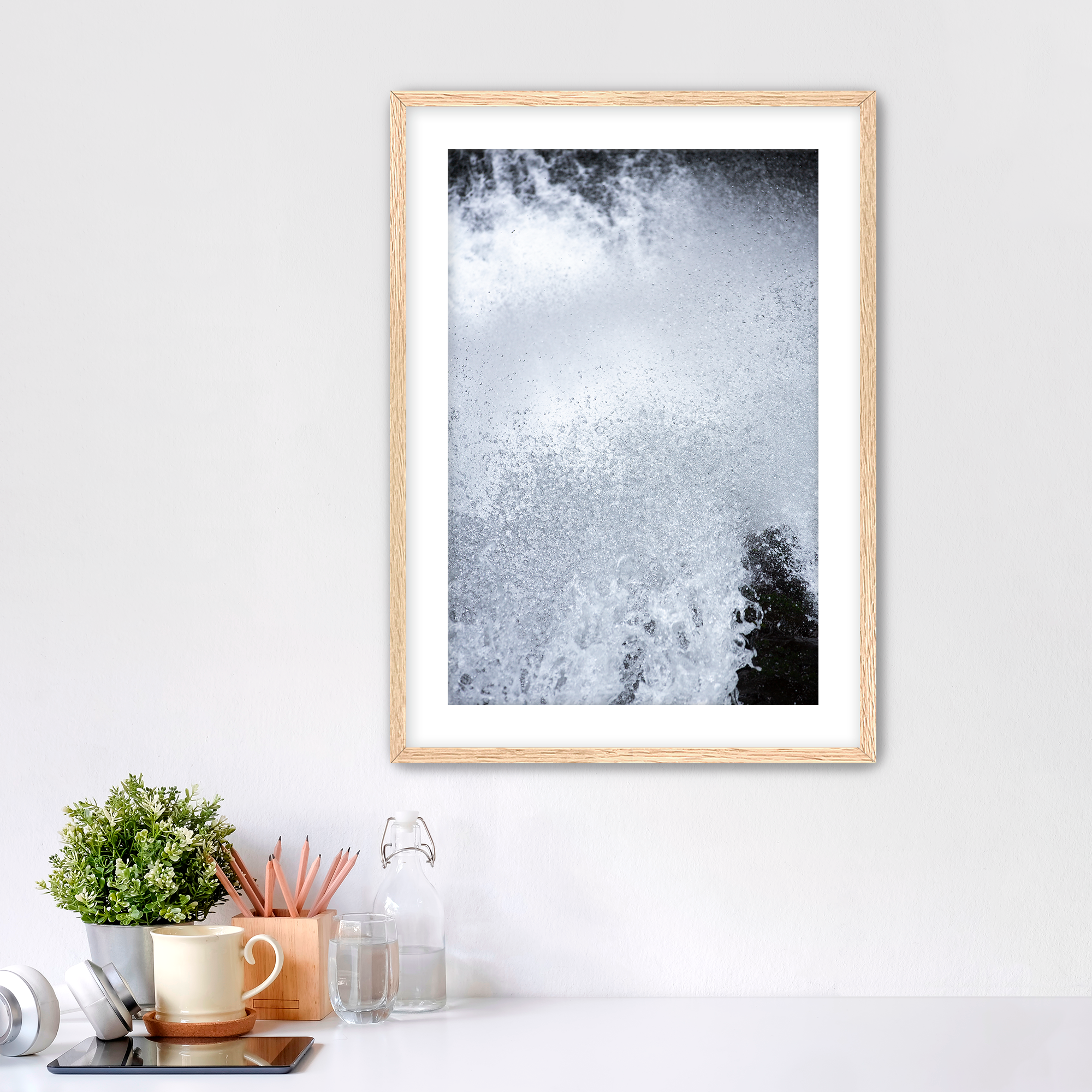 Water Splash 3 Oak Frame Mockup.png