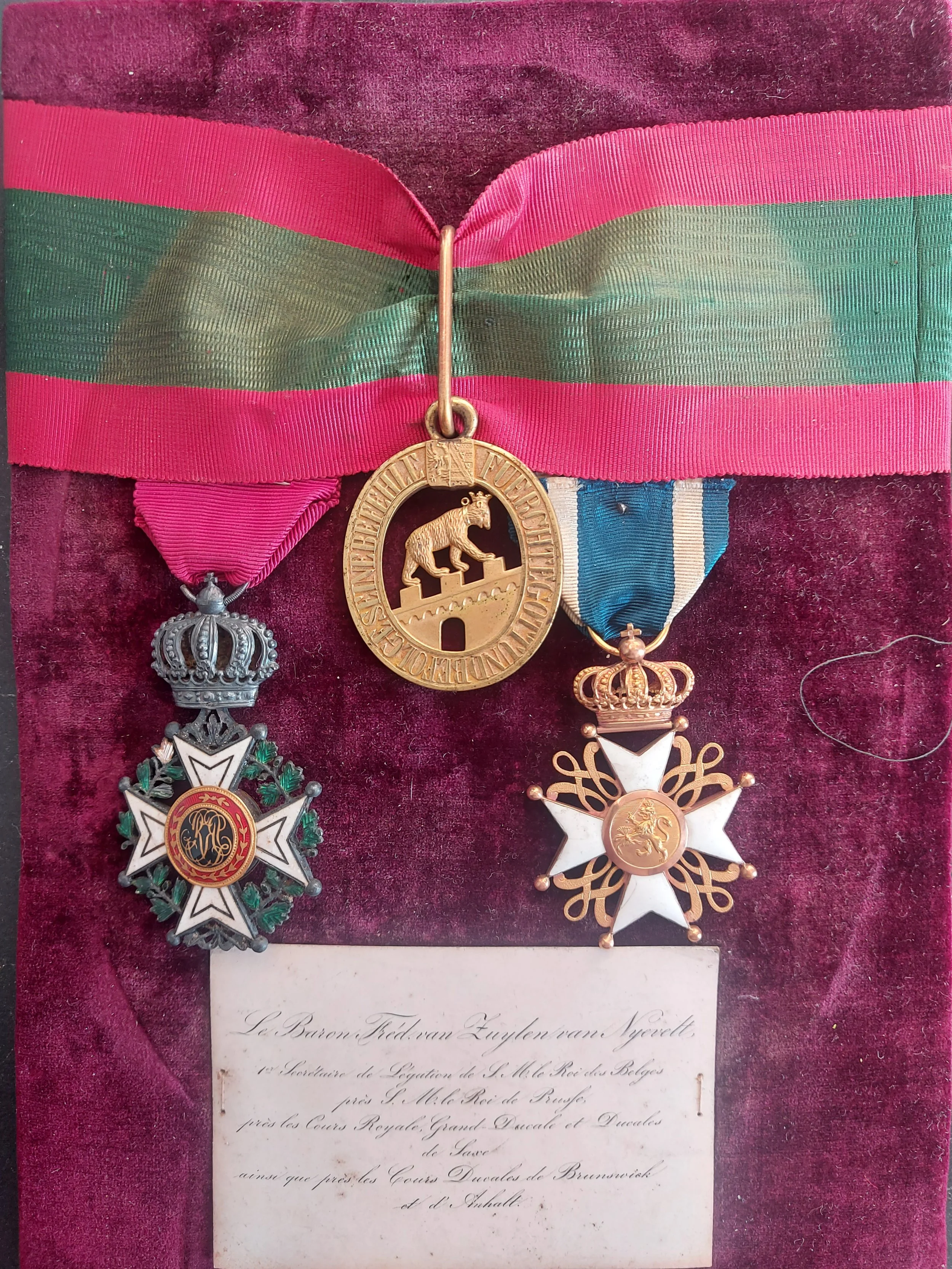 Der Ordensnachlass Baron Zuylens – einer der frühesten „Bärenträger“