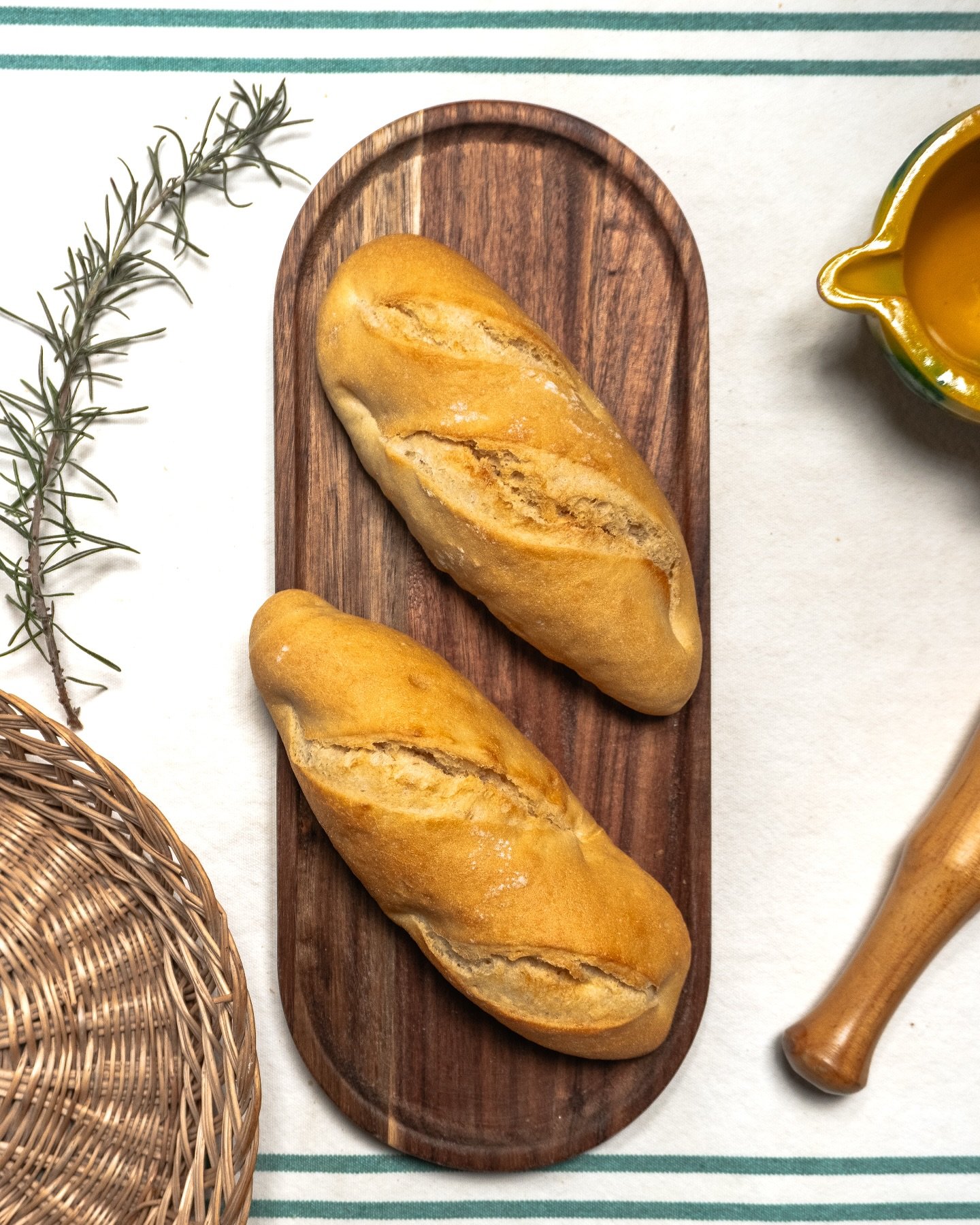 🥖 Bocadillo especial de la casa 🥖
-Artesanal
-Fet a diari
-Forn de llenya
Reserva disponible per WhatsApp o per la Web.