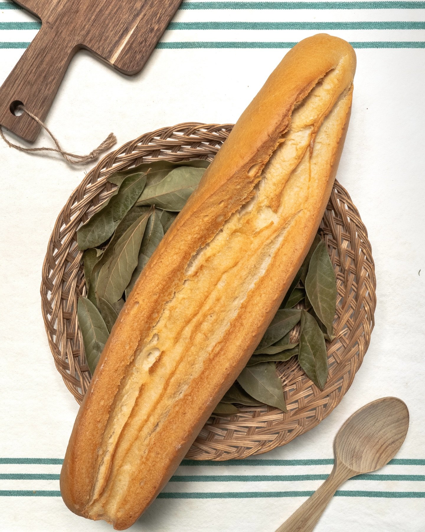 🥖Pa fressat🥖
🔥 Del forn a la taula
🗓️ Fet dilluns i dijous
Reserves disponibles per la web, WhatsApp o al local.
Més informació a www.fornmeri.com