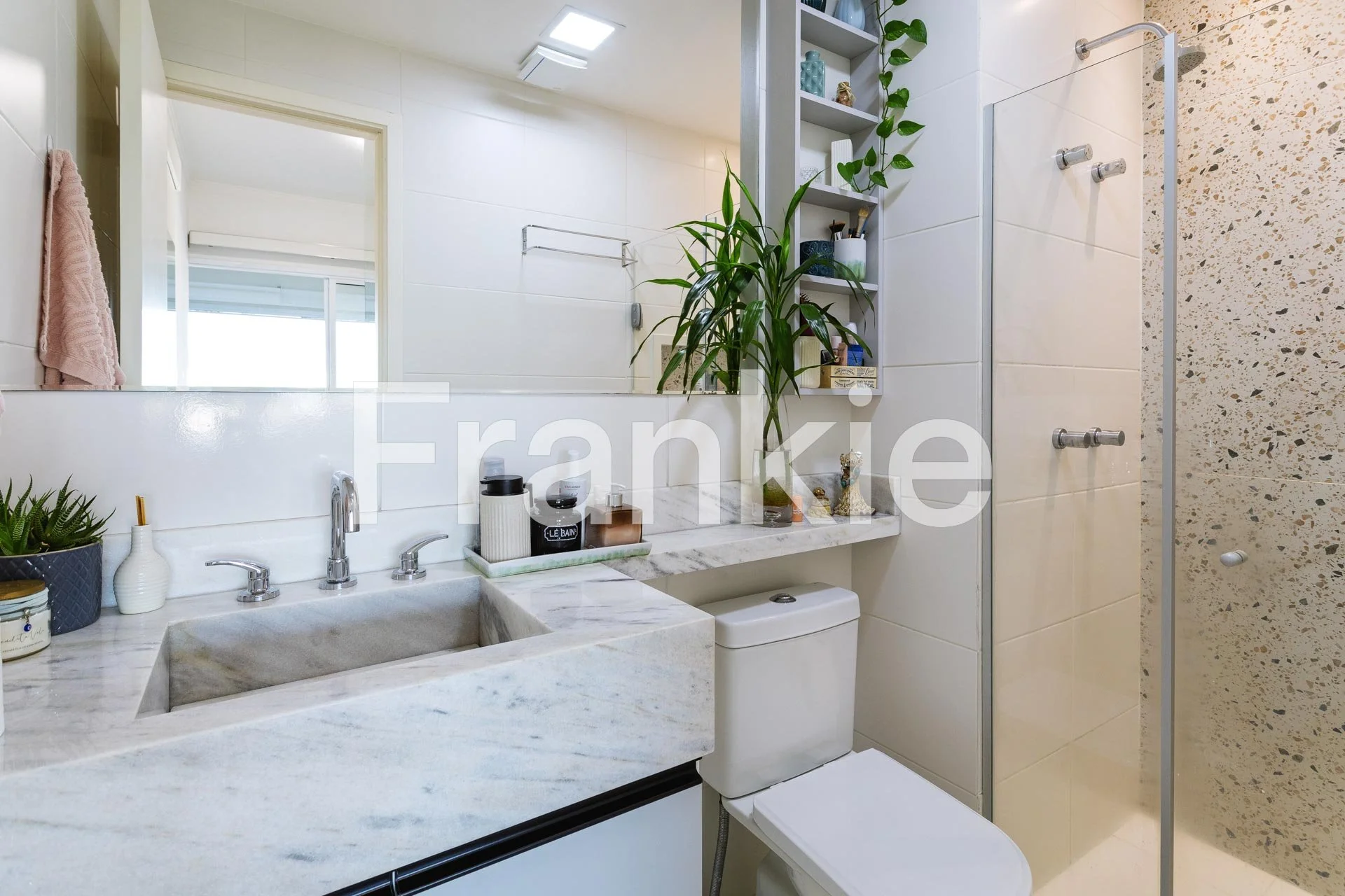 22094 - APARTAMENTO A VENDA NO CAMBUCI-100.jpg