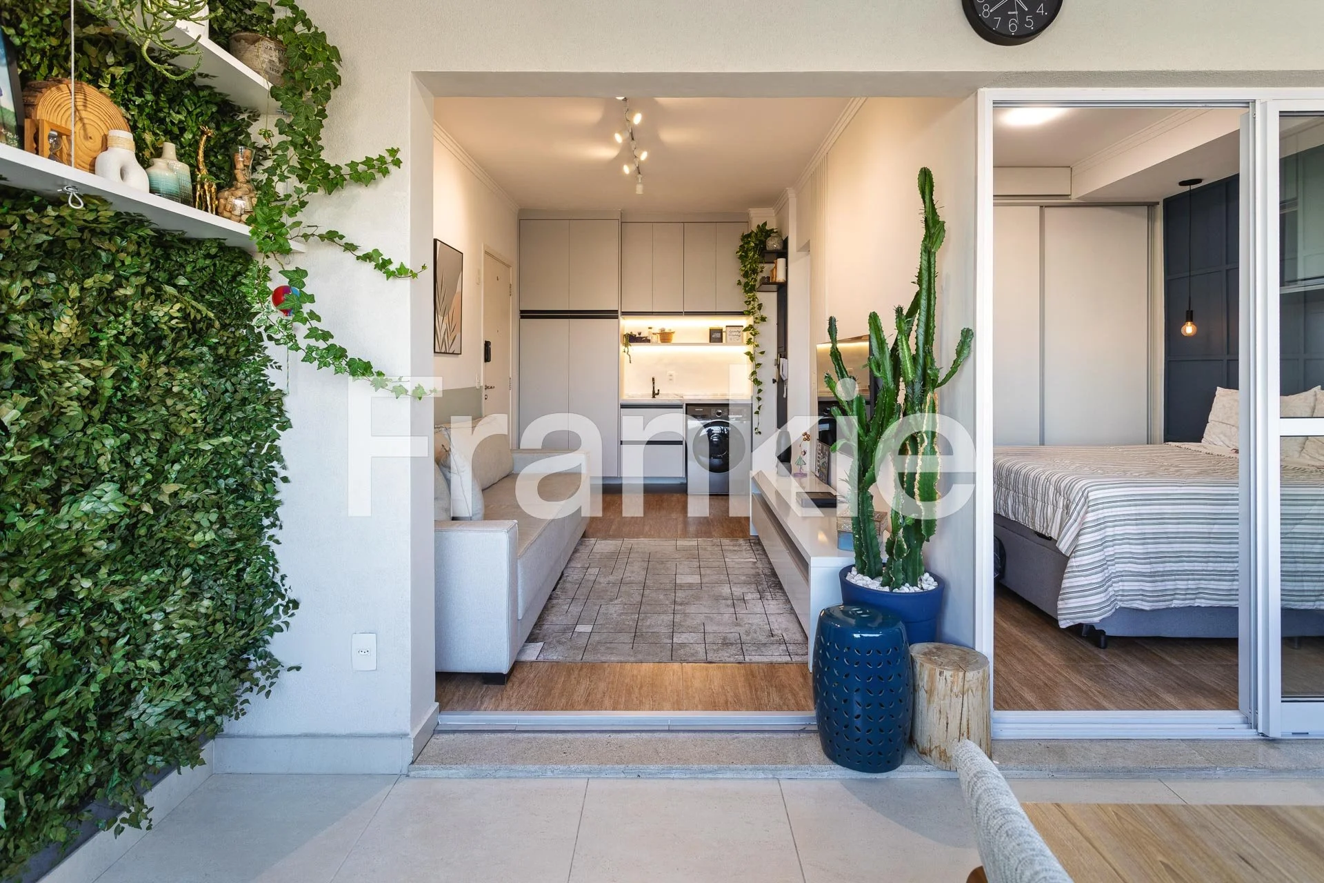 22094 - APARTAMENTO A VENDA NO CAMBUCI-085.jpg