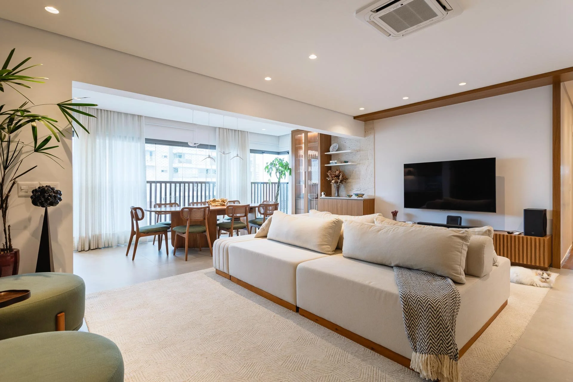 Apartamento à venda na Vila Gumercindo