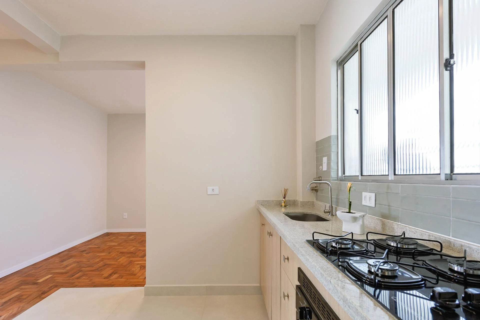 FRK178 - APARTAMENTO A VENDA NA ACLIMACAO-13.jpg