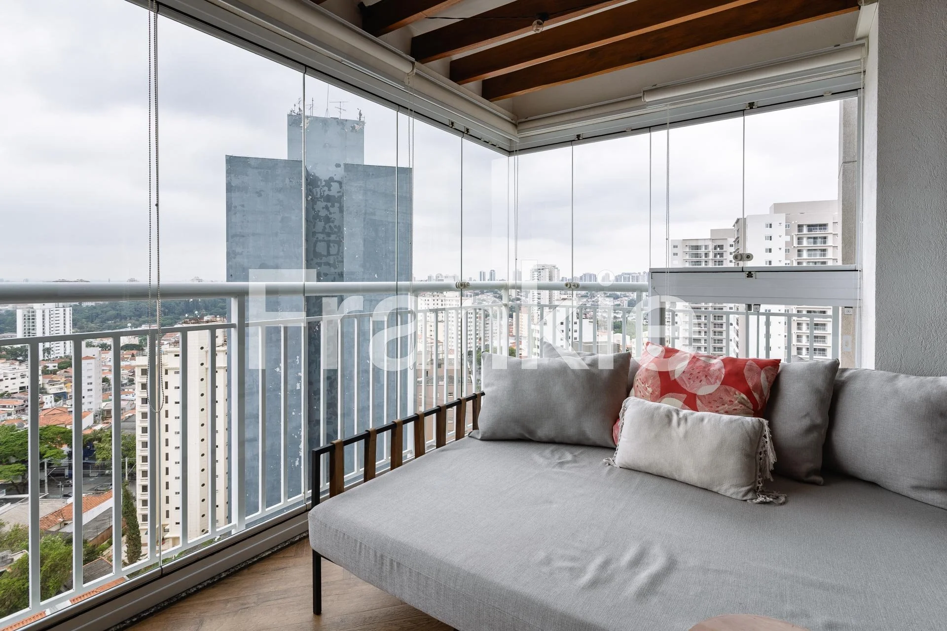 FRK134 - APARTAMENTO A VENDA NA ACLIMACAO-099.jpg