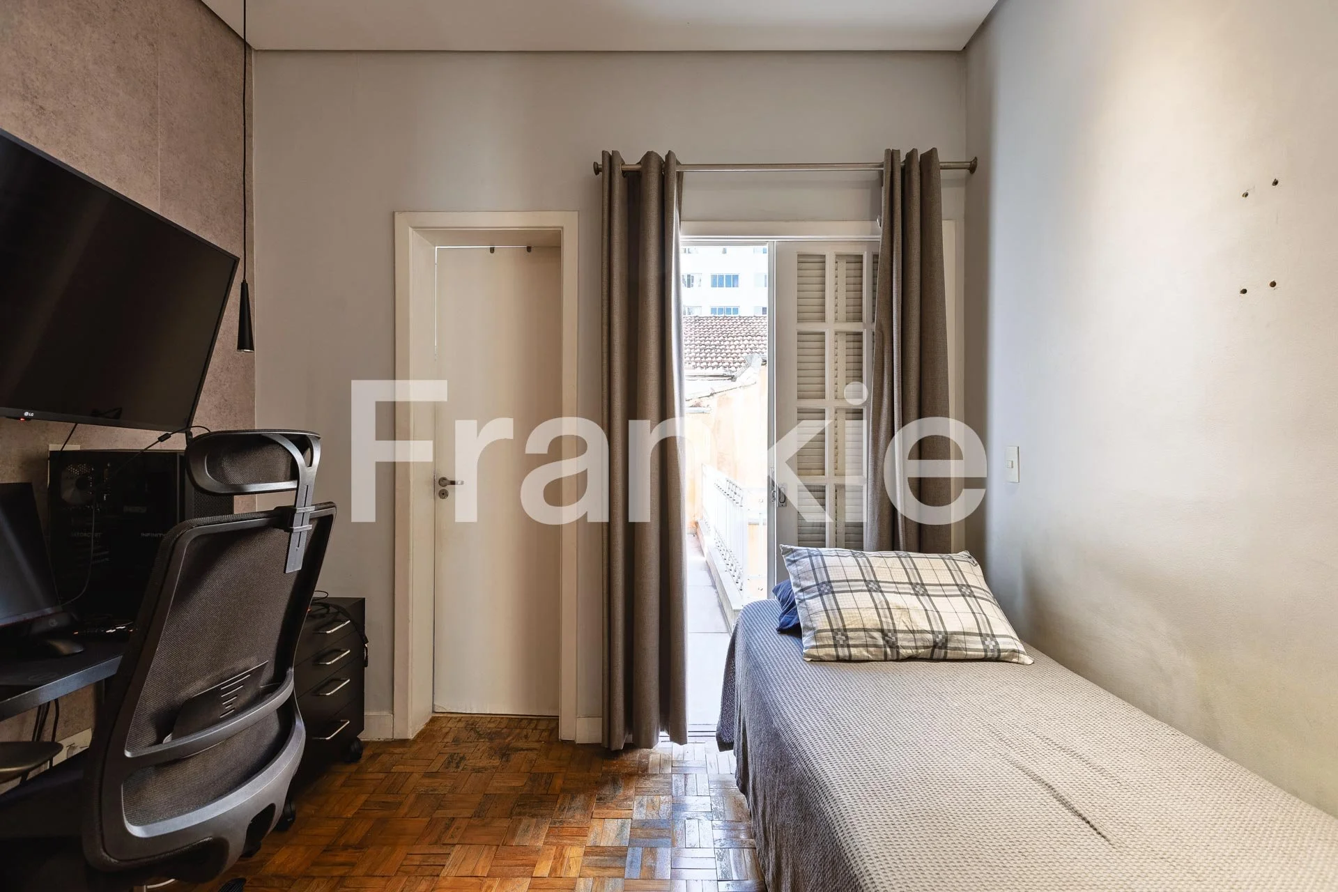 FRK023 - APARTAMENTO NO BOSQUE DA SAUDE-078.jpg