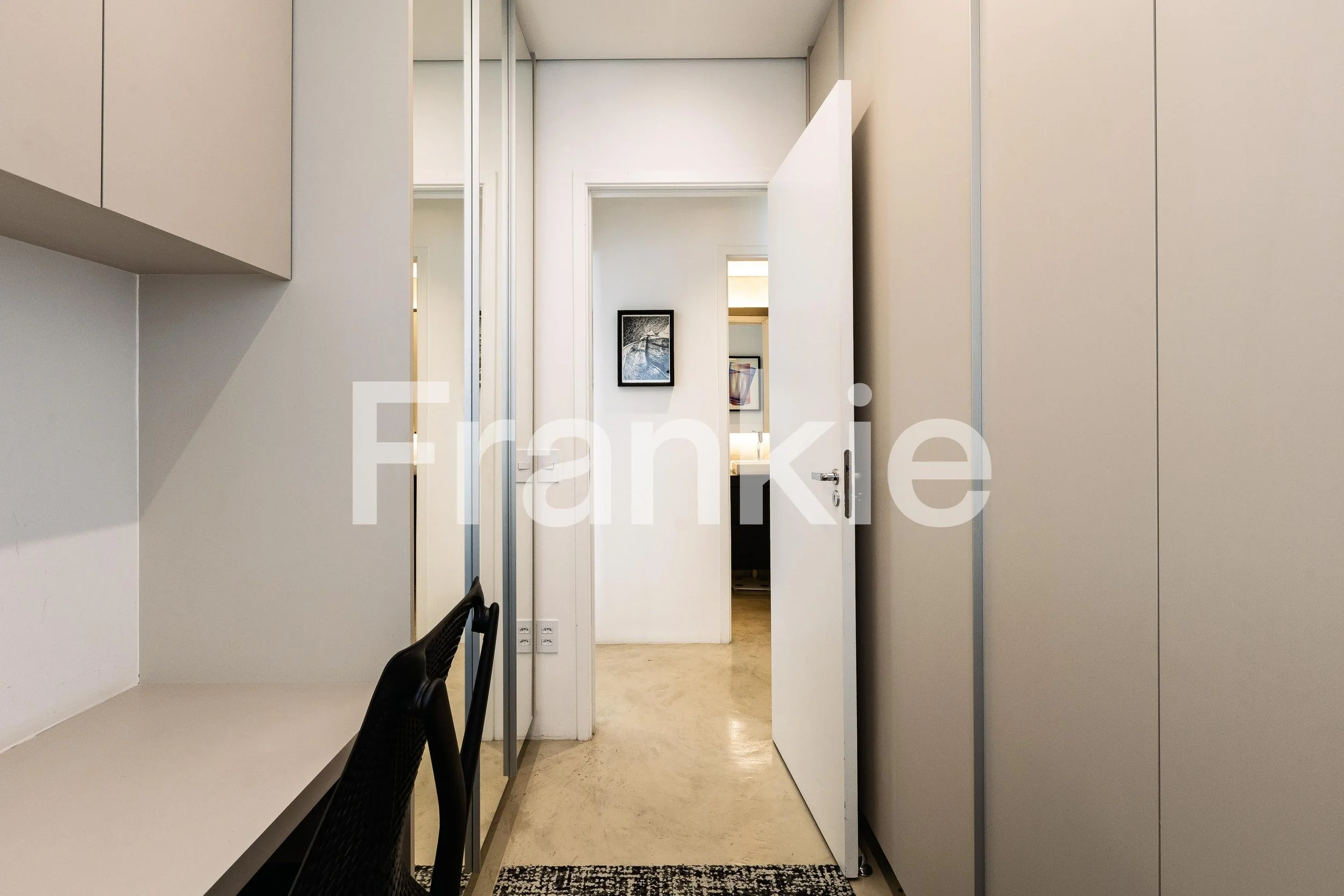 FRK168 - APARTAMENTO A VENDA NO CENTRO-8.jpg