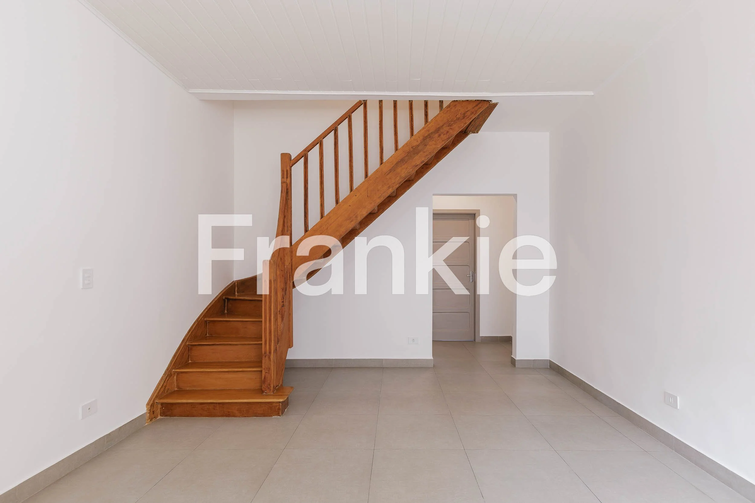 FRK53 - CASA DE VILA NO IPIRANGA SP-11.jpg