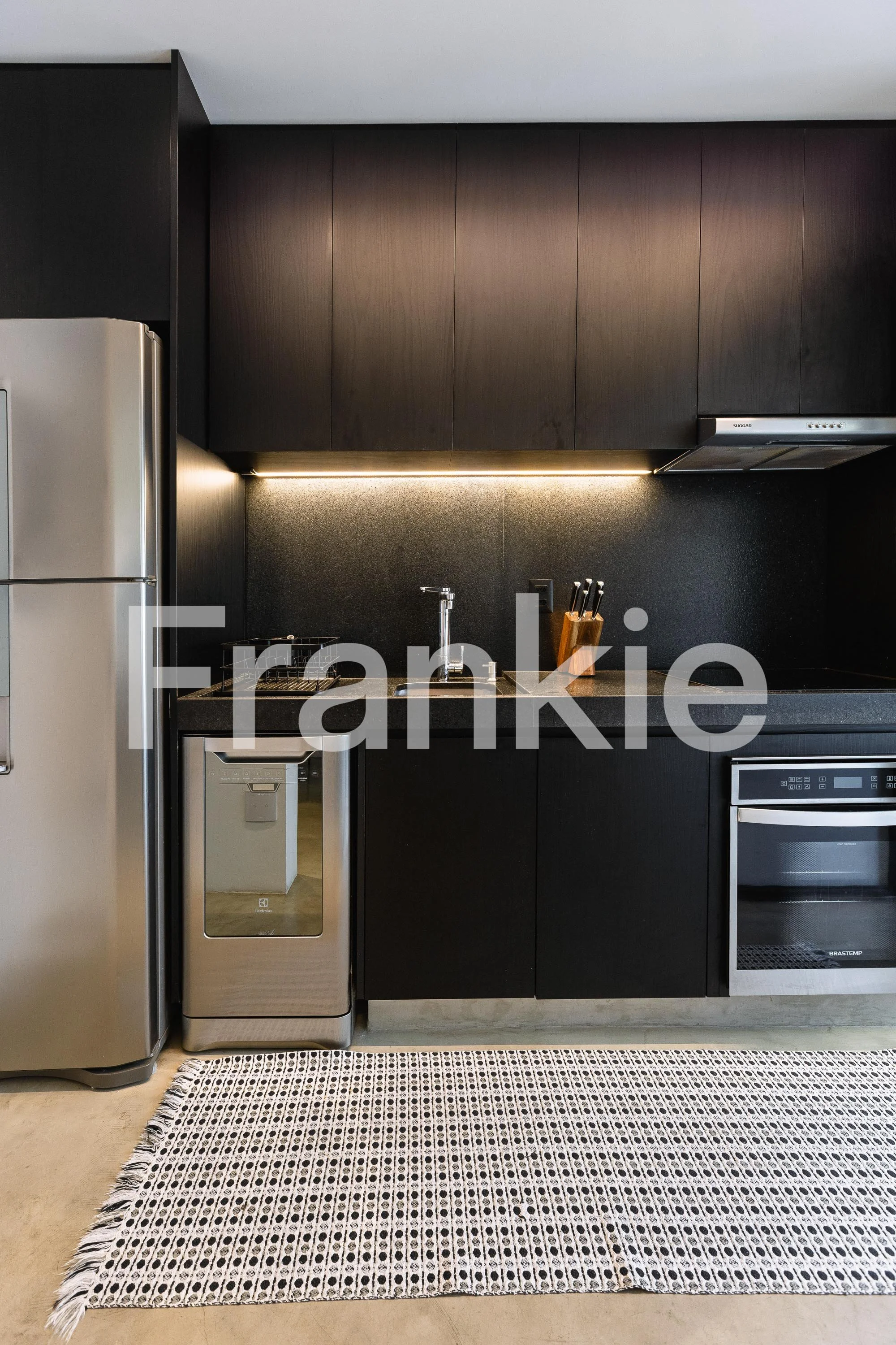 FRK168 - APARTAMENTO A VENDA NO CENTRO-41.jpg