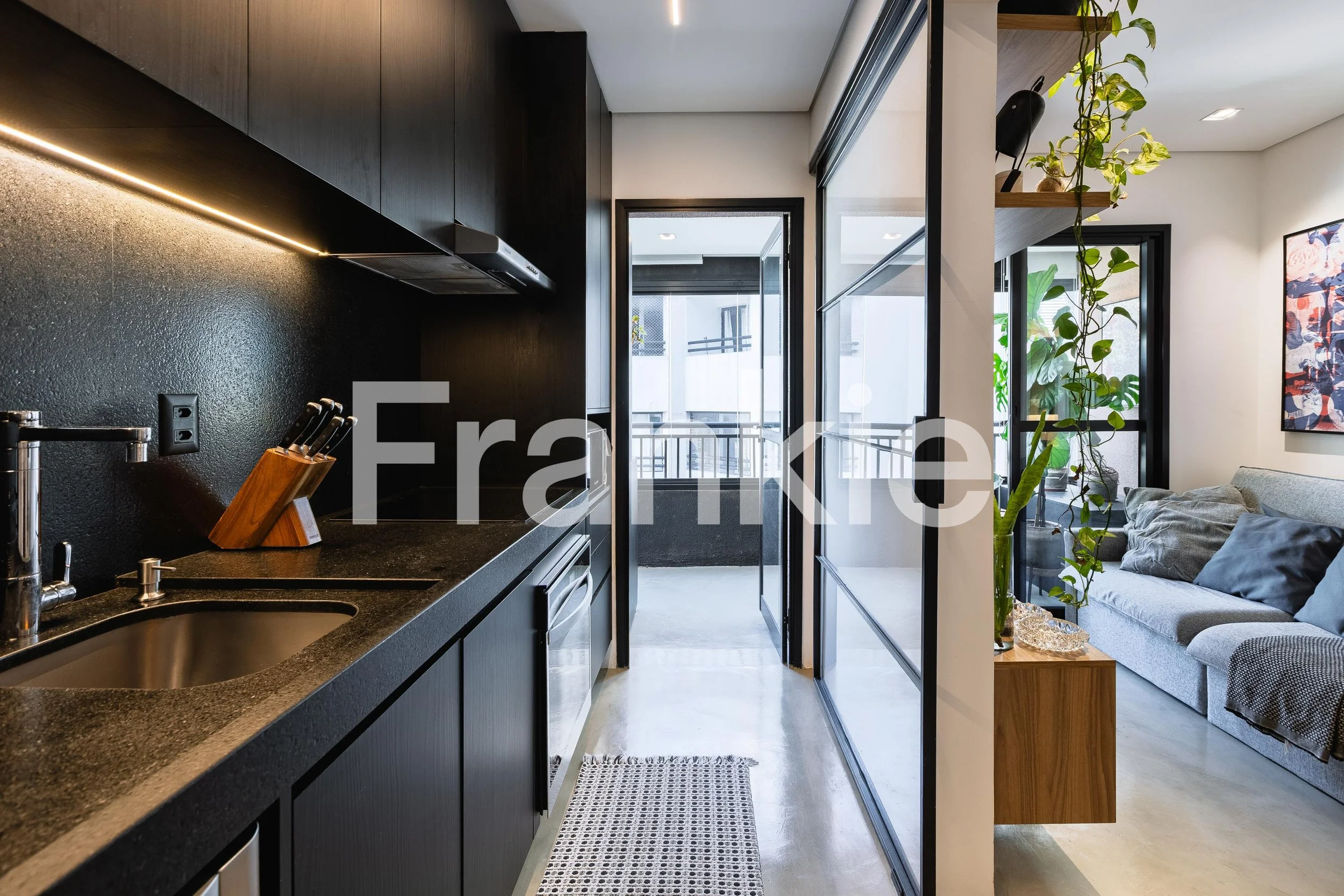 FRK168 - APARTAMENTO A VENDA NO CENTRO-38.jpg