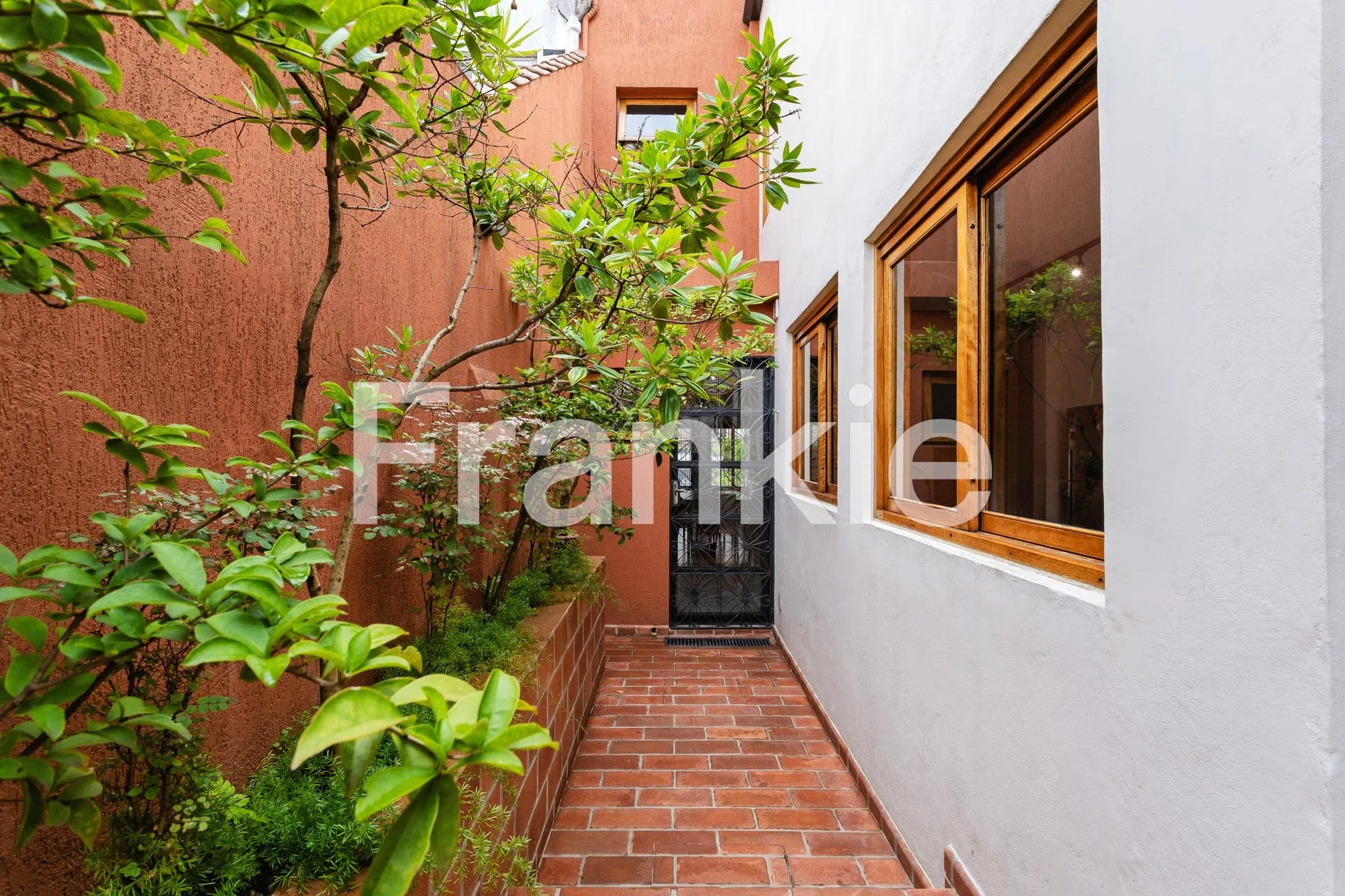 FRK147 - CASA NO CAMBUCI-168.jpg