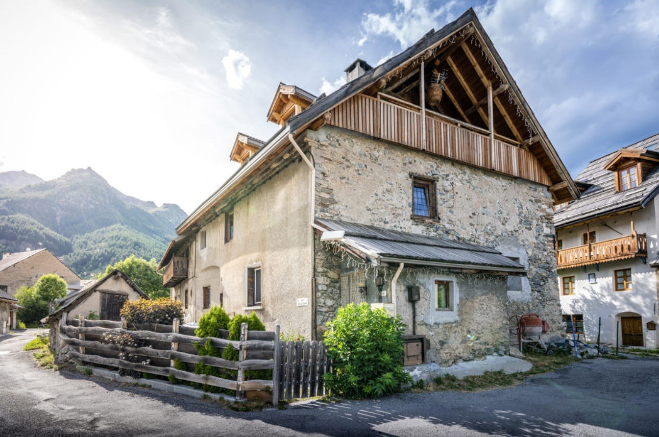 Hameau du Casset Col de Lautaret.jpg