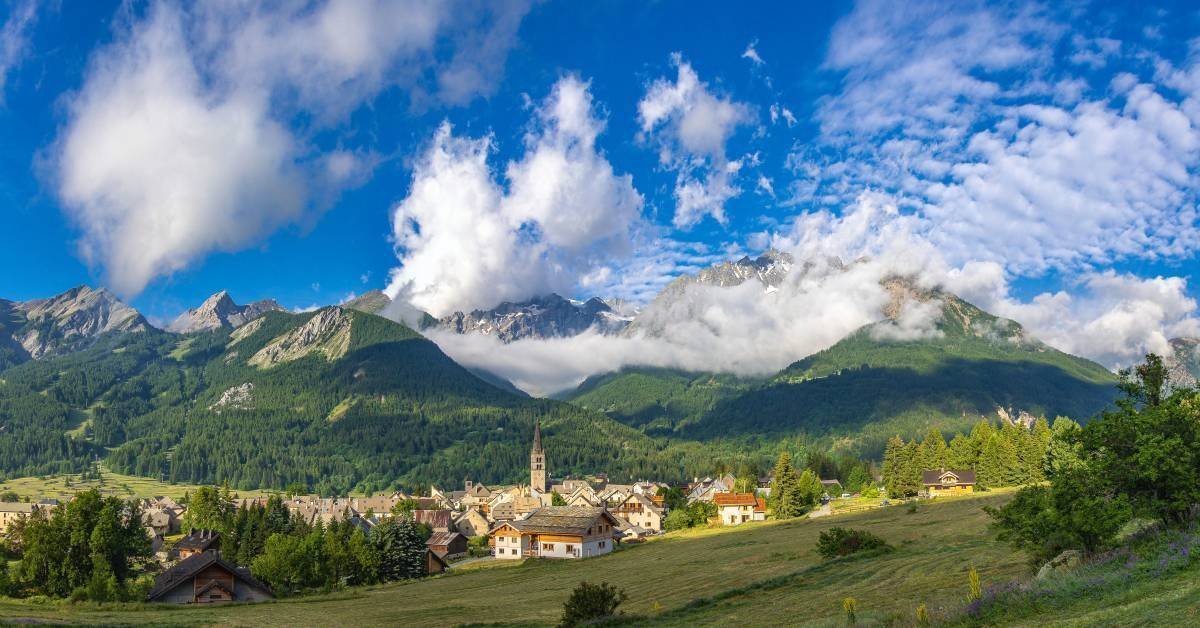 Vallée de la Guisane © Bertand Bodin - Parc national des Ecrins.jpg