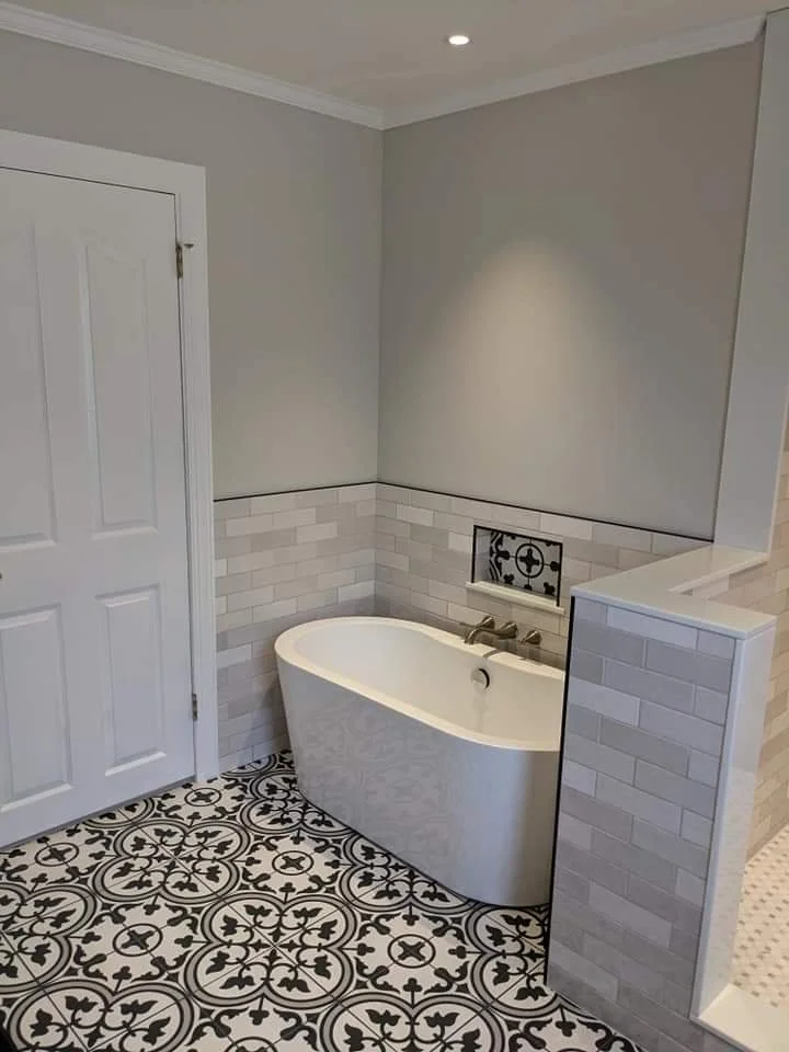 Bathtub.jpg