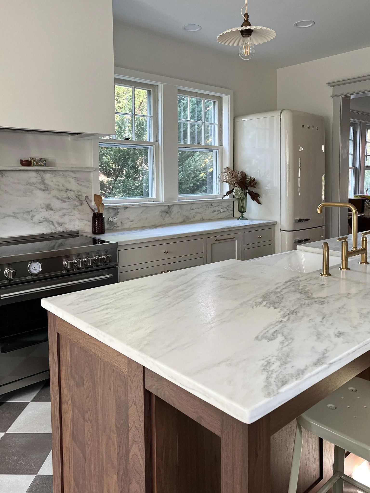 Kitchen Island.jpg