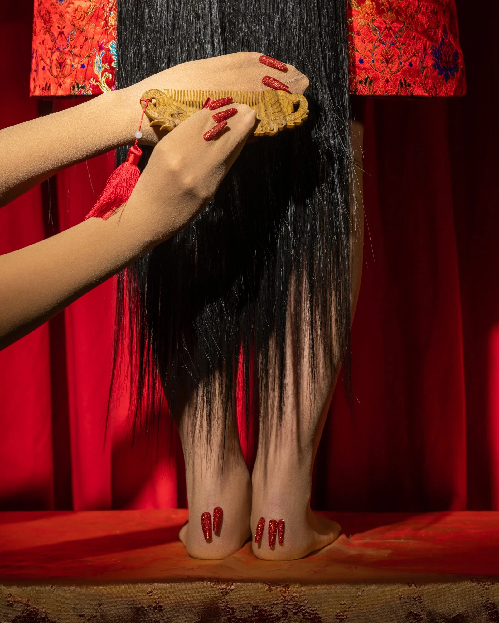 2070-3-Comb-To-The-End-Photograph-16X20x1-2022..jpg