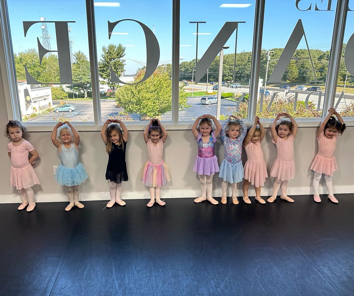 Our Monday Ballerinas were showing off their moves today!!!