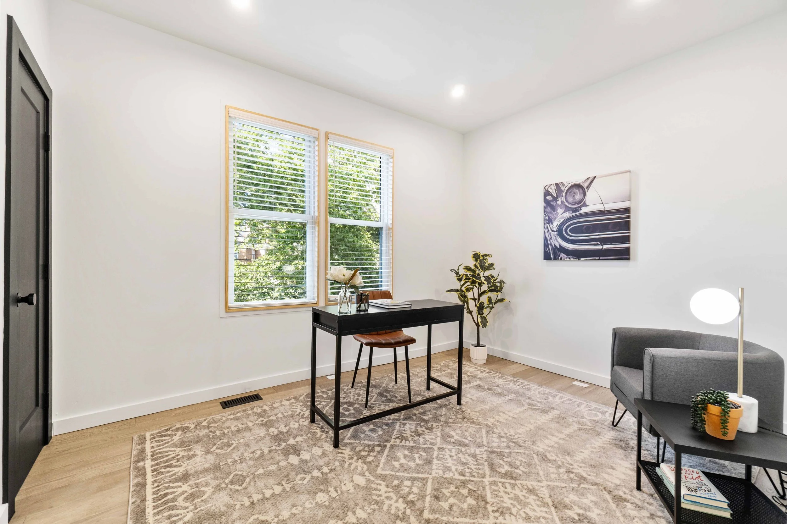 1114 Park Square-28.jpg