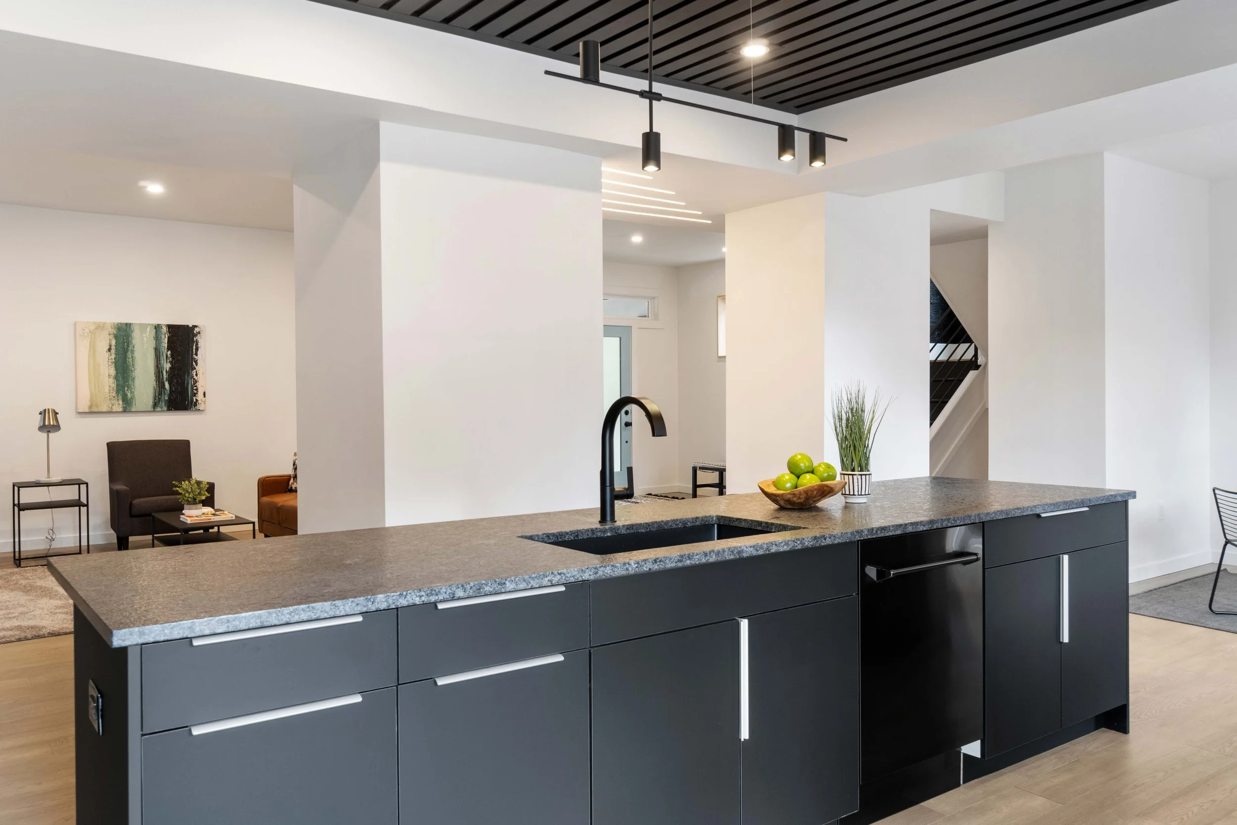 1114 Park Square-19.jpg