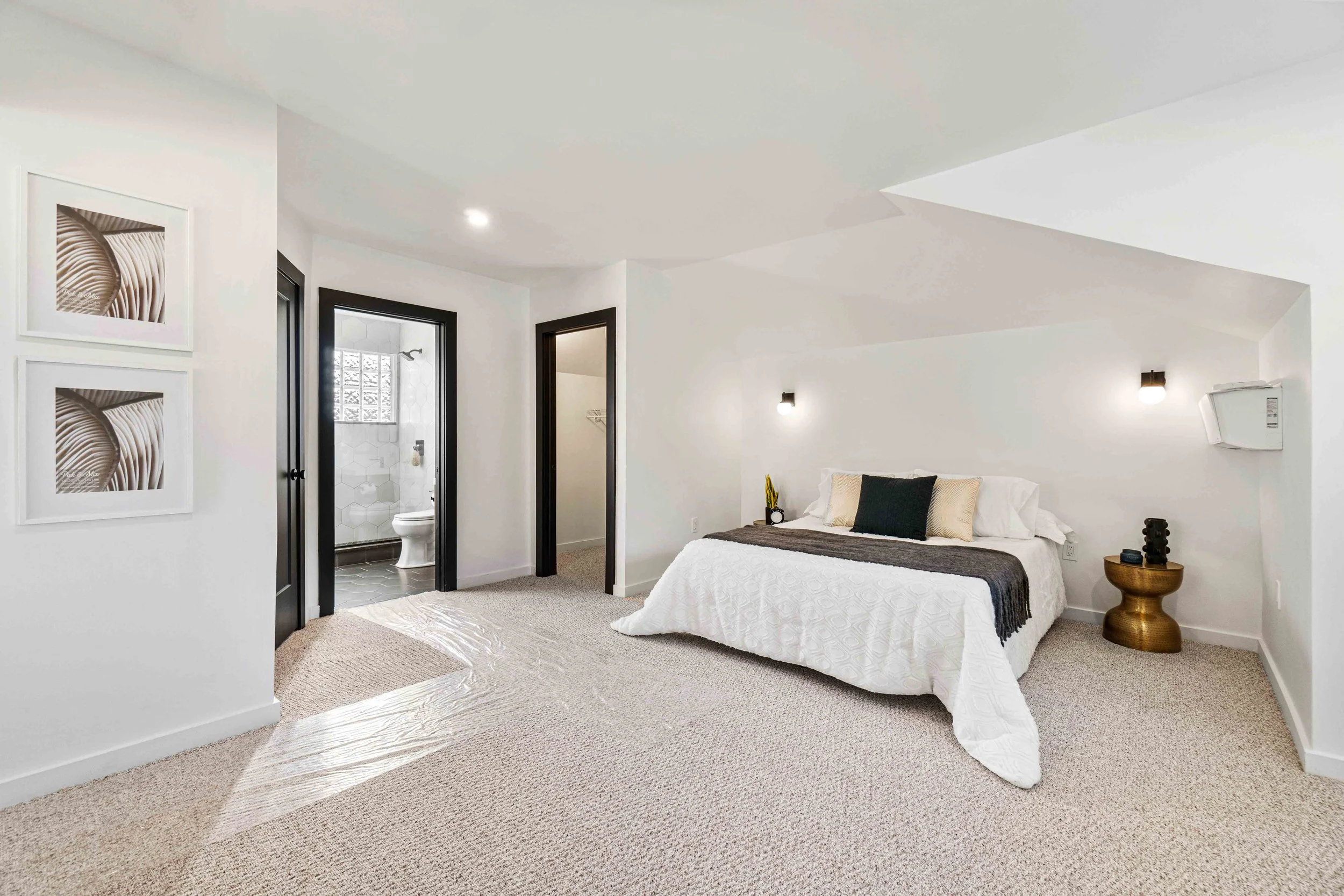 1114 Park Square-35.jpg
