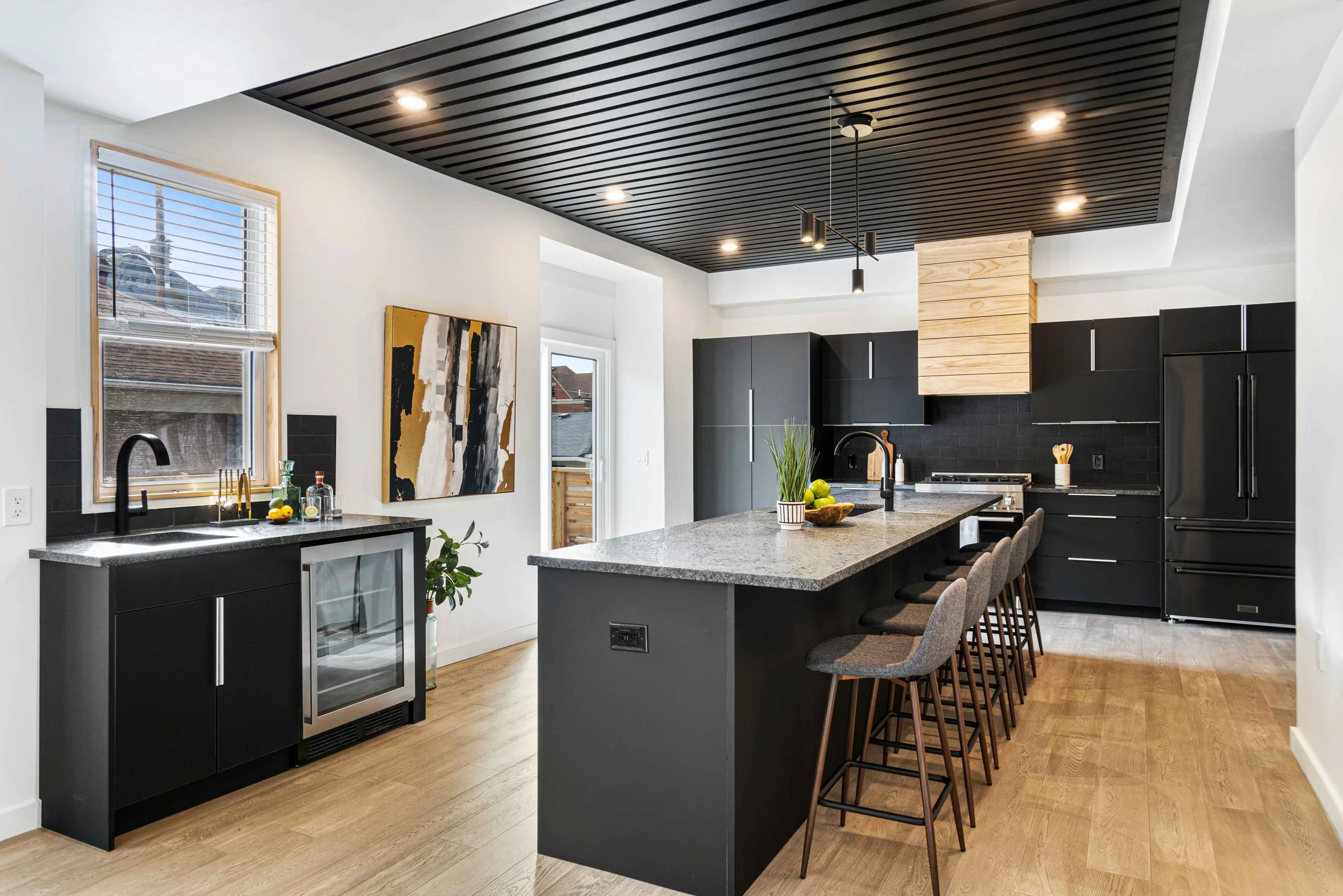 1114 Park Square-13.jpg