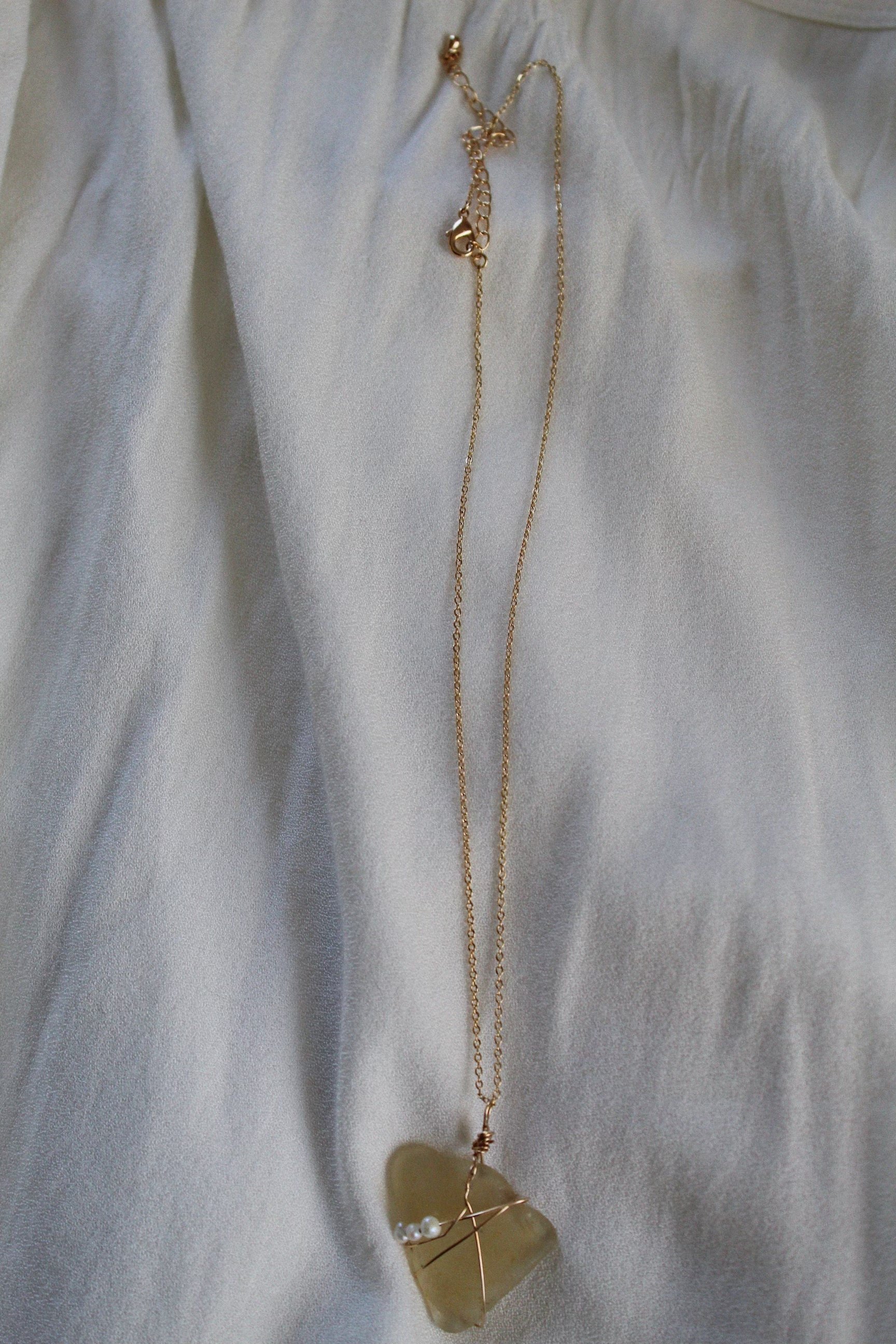 https://i.etsystatic.com/36681248/r/il/dd0d1c/5791274368/il_fullxfull.5791274368_nq5m.jpg