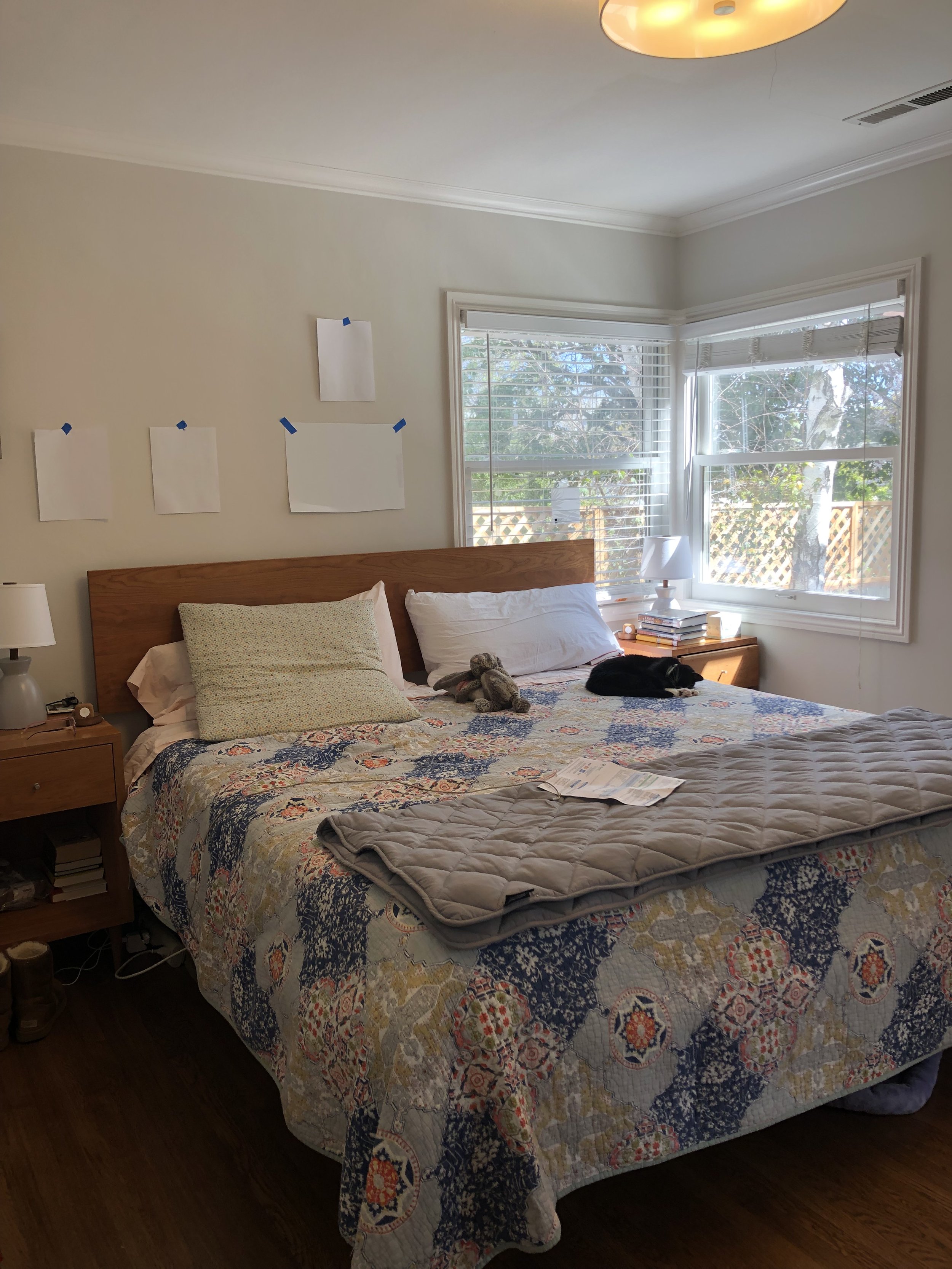 Keeping furniture (in old house; ignore quilt)