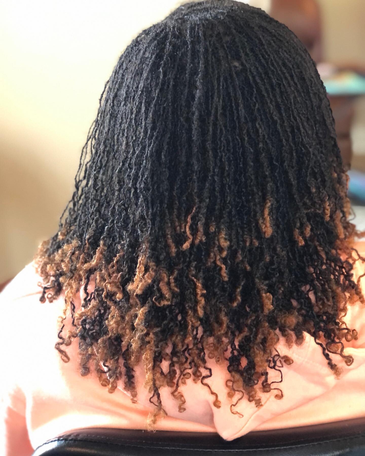 Here the redid part of the clients install. Her Sisterlocks where done too big in the front. I redid the top too sections for her. The first picture is about a year after her install fix. #sisterlocks #sisterlocksinstallation #sisterlocksinphoenix #s
