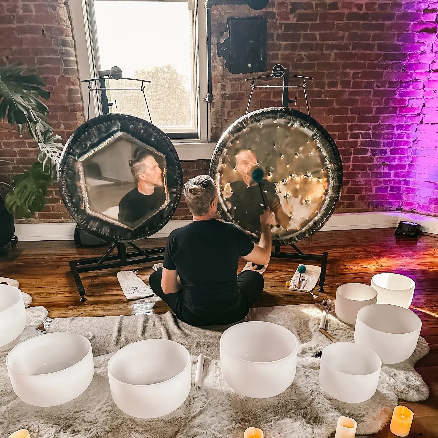 Weekly Sound Bath with Ryan McNaughton