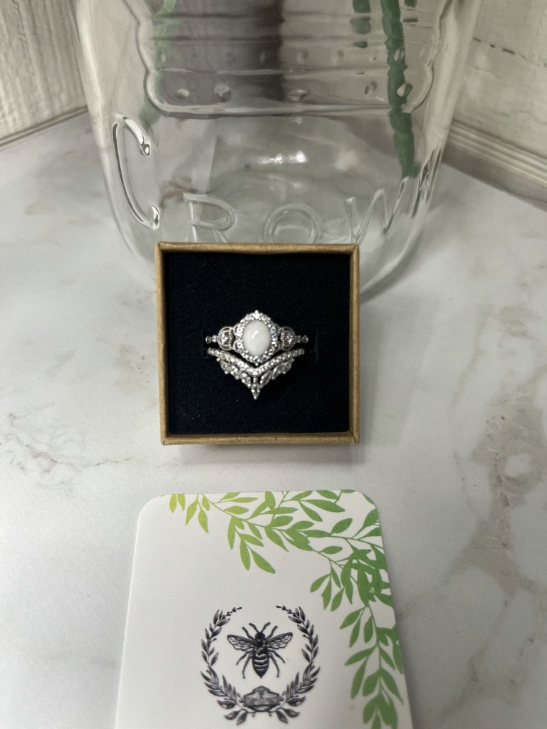 Queen Set ring(3).jpeg