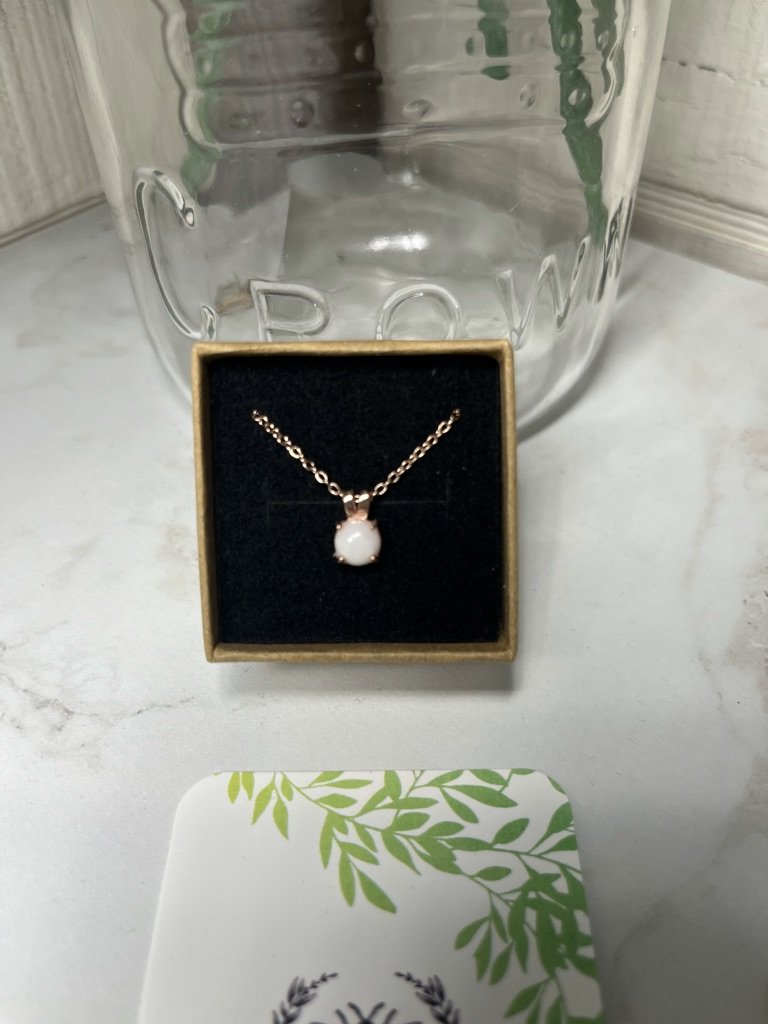 Nicole Round Pendant(1).jpeg