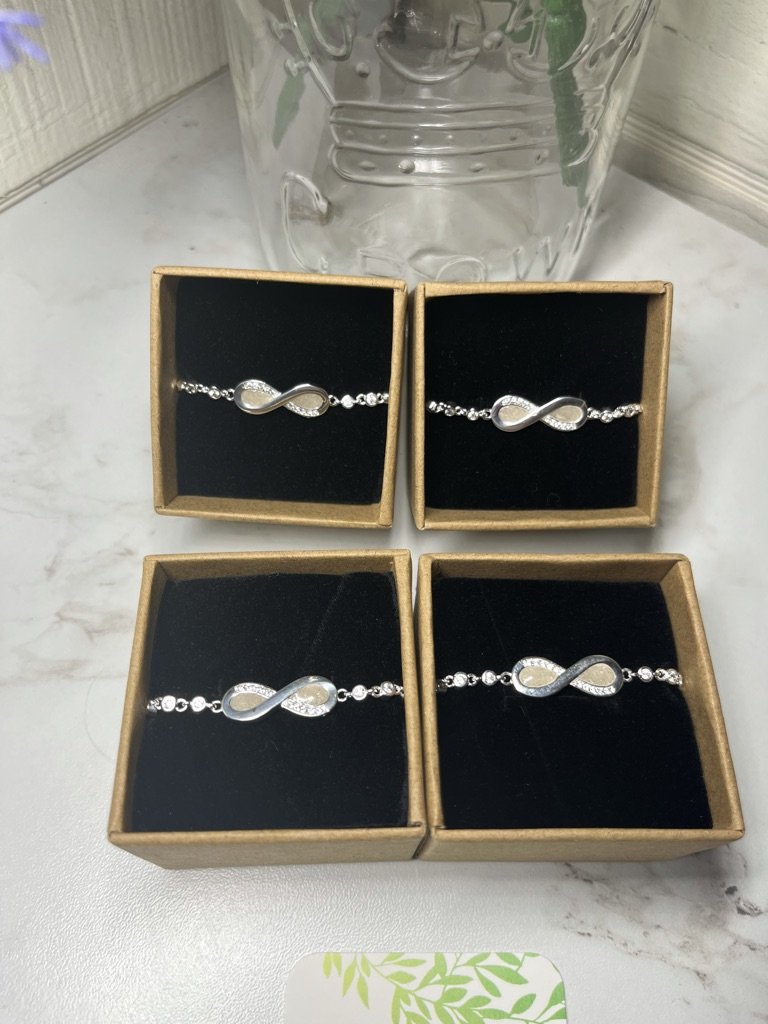 Eternity Bracelet(3).jpeg