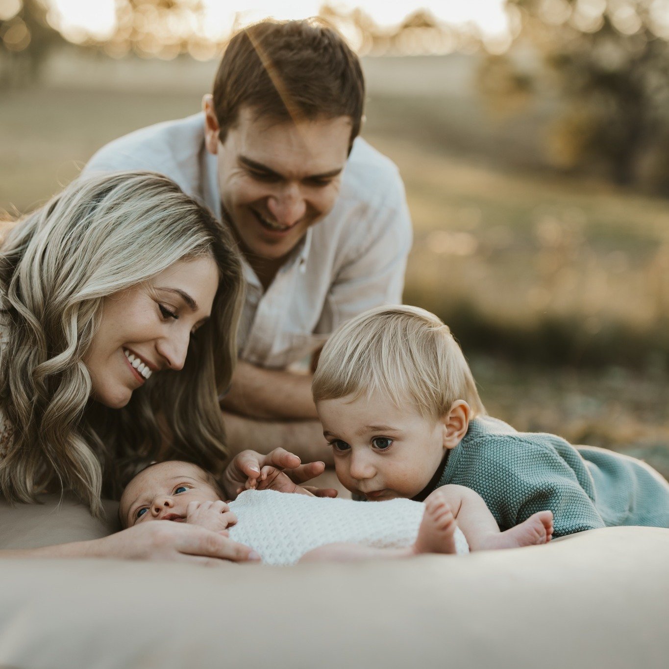 When you plan for a studio session but it turns into a sunset session. You wouldn&rsquo;t know unless you were there but little Ollie was not overly keen to participate in family photos with his newborn baby brother. Thankfully the studio is on a pro